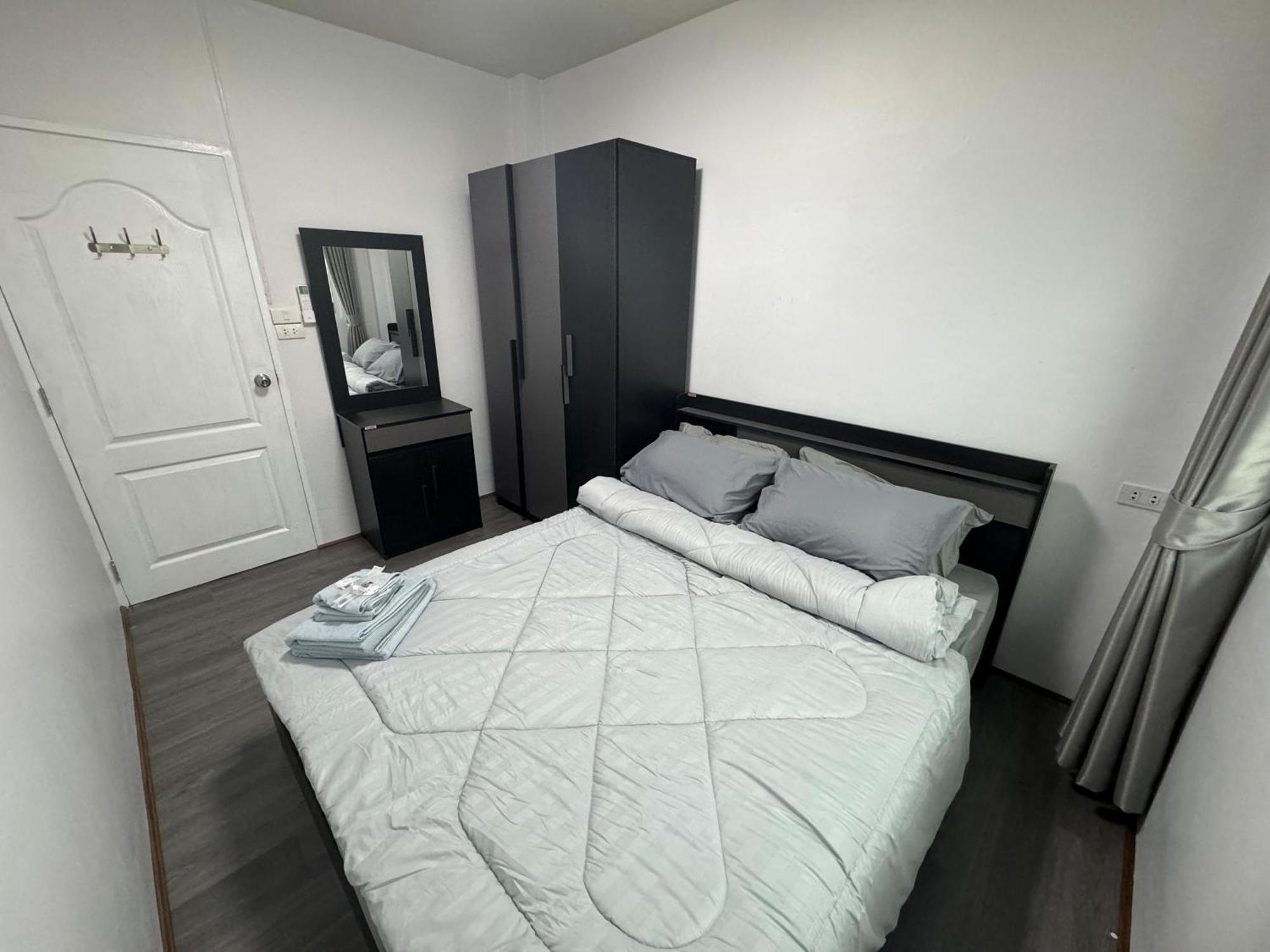 Na Kluea Villa *