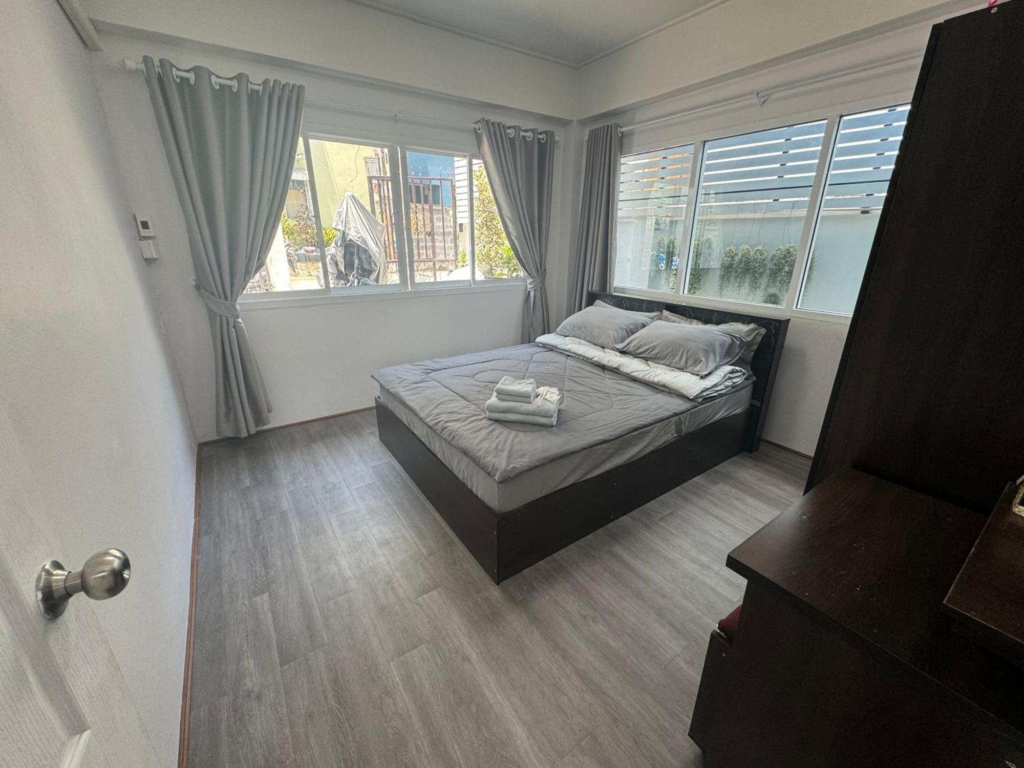 Na Kluea Villa