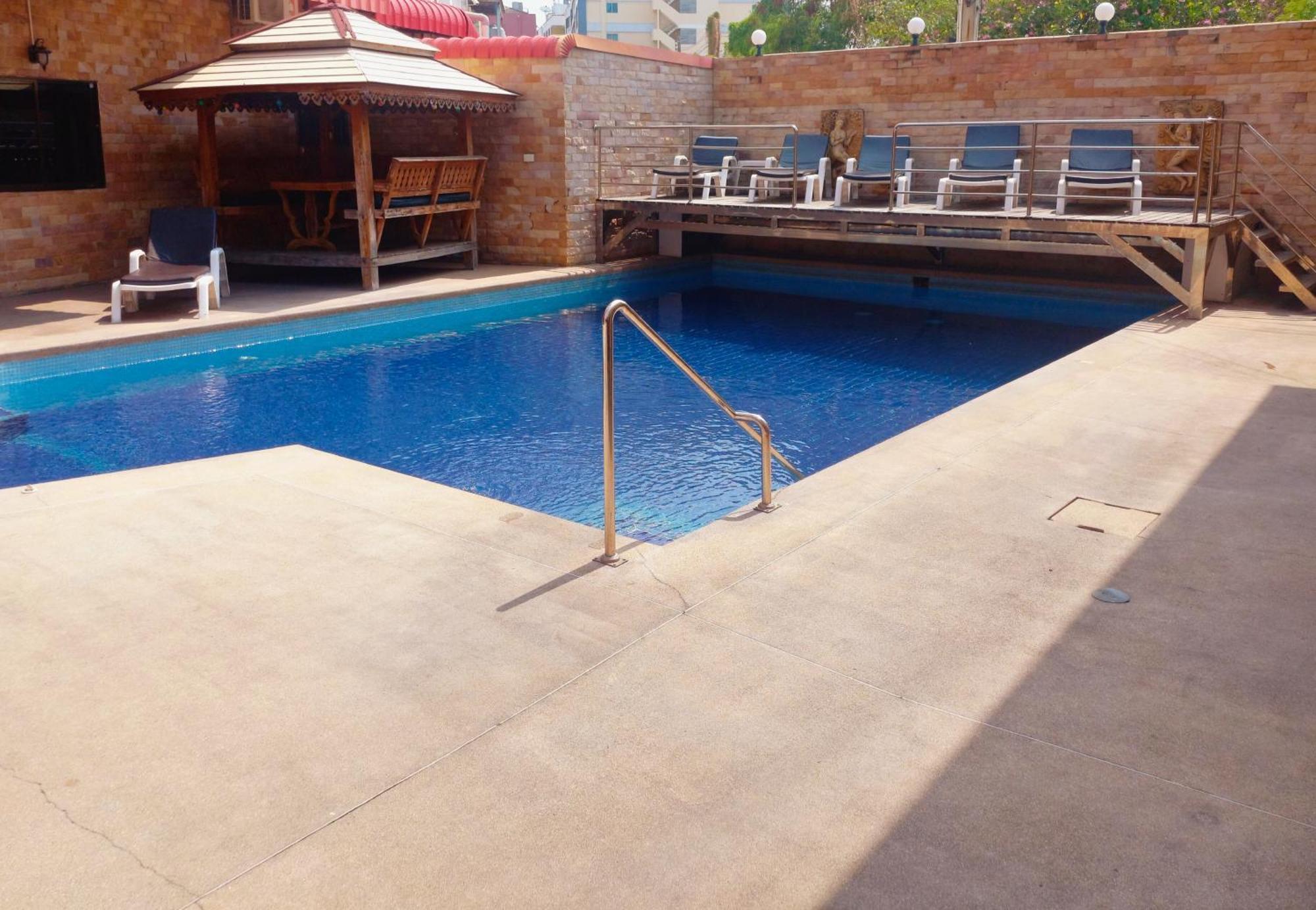Hotel Dania *
