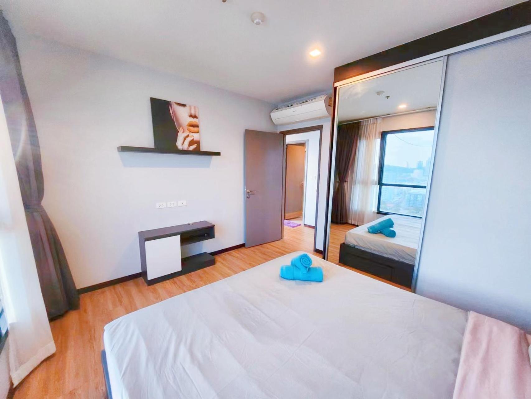 Apartment 泰国芭提雅thebase无边游泳池公寓