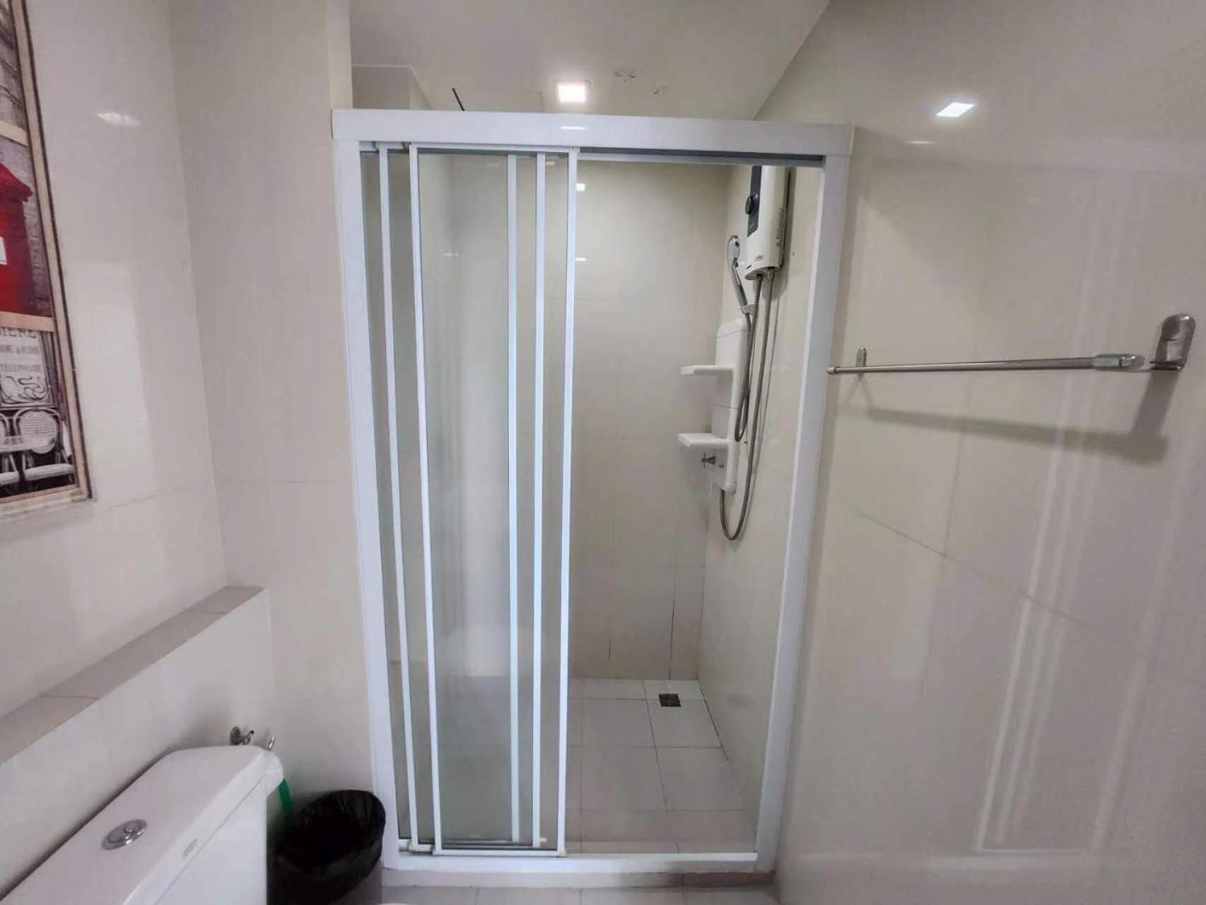 泰国芭提雅thebase无边游泳池公寓 Apartment *