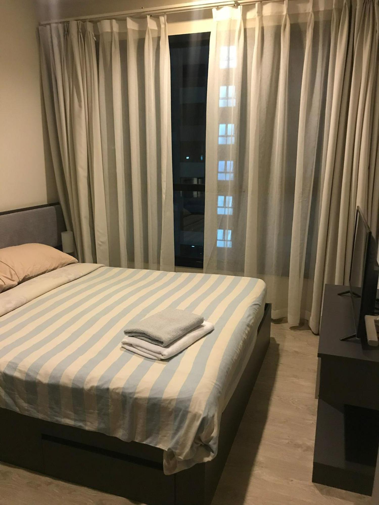泰国芭提雅thebase无边游泳池公寓 * Pattaya