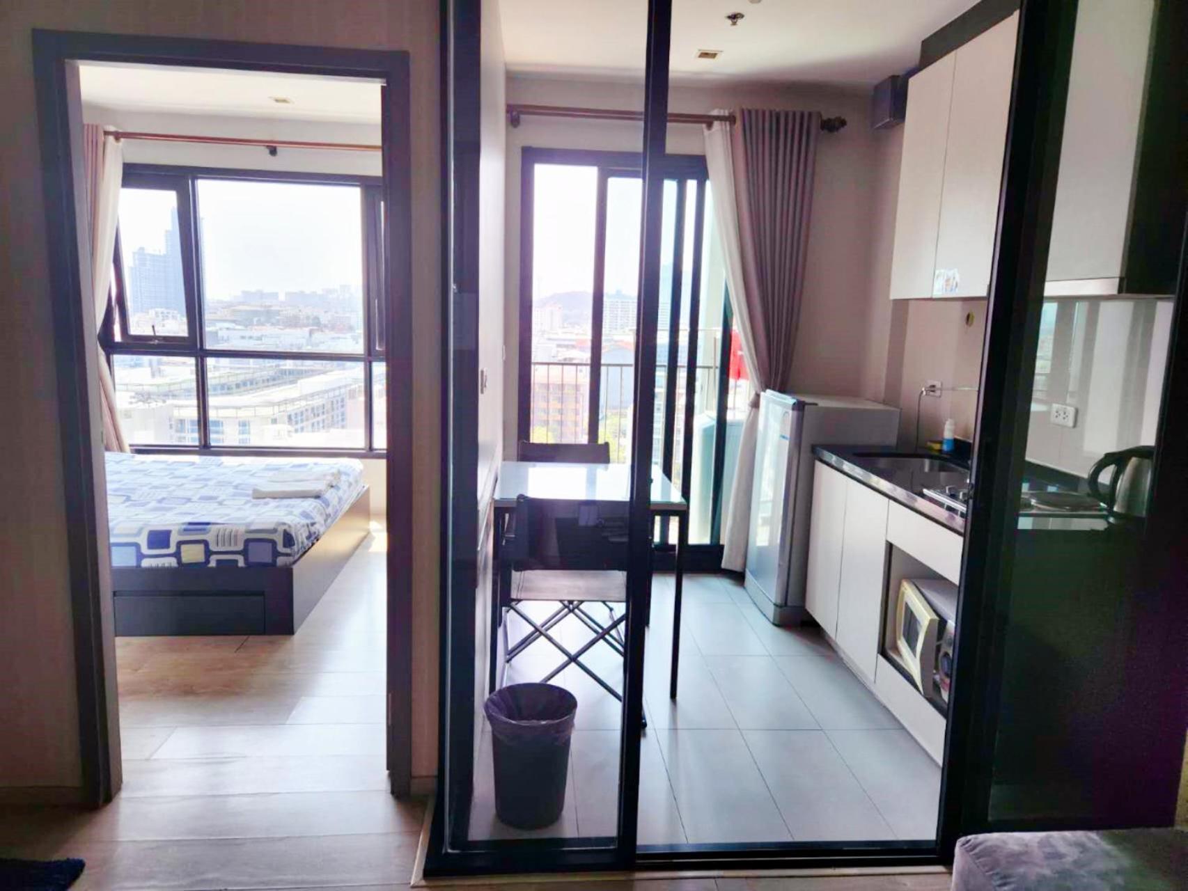 Apartamento 芭提雅双人精品公寓无边游泳池thebase中央基地 *