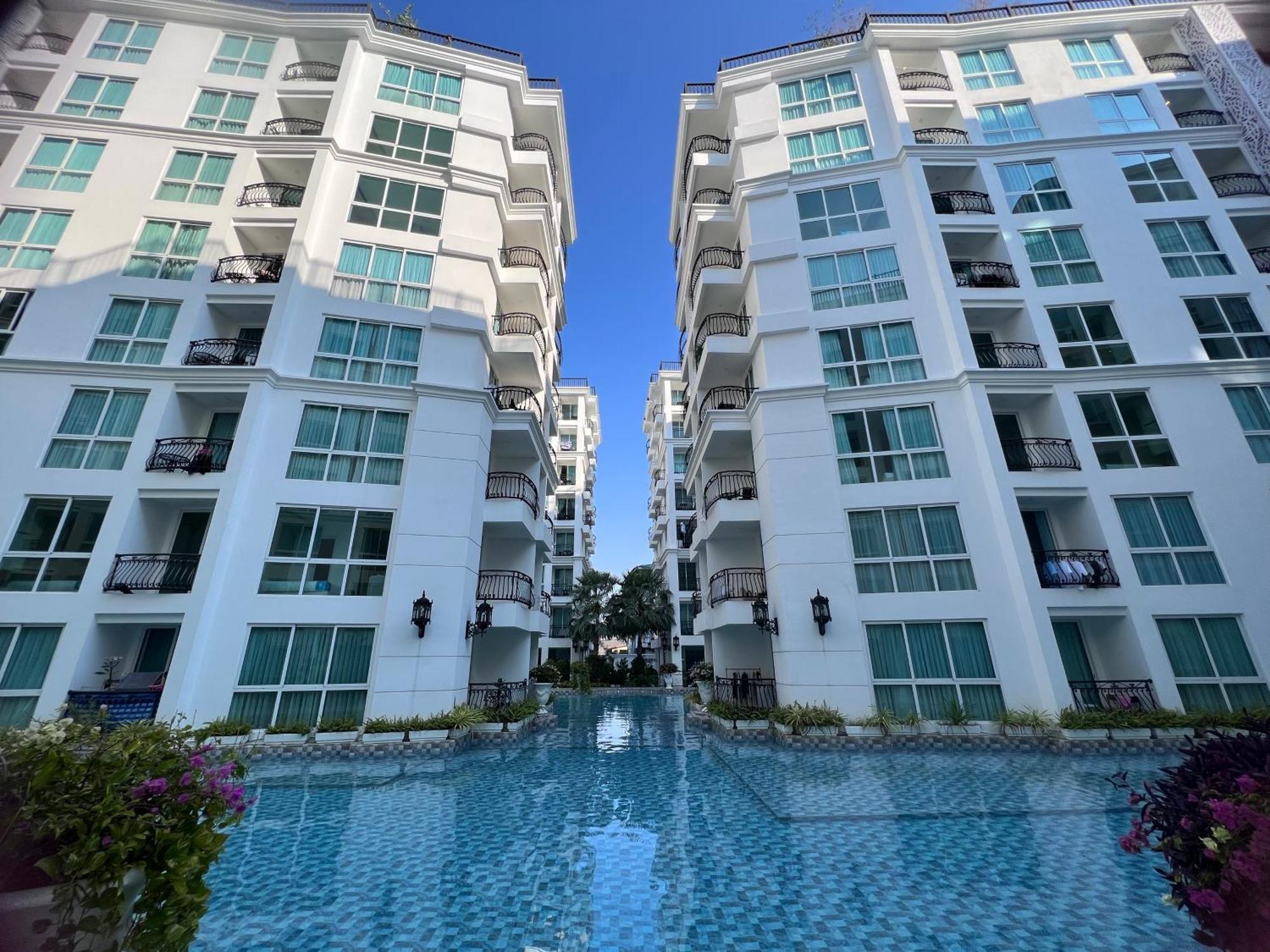 Downtown Cozy Garden Olympus - Lin Apartment Pattaya