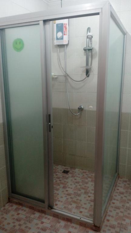 Rumah tetamu Key Bar And