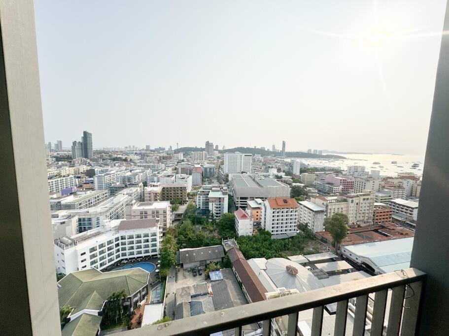 Sea View, The Base Apartment *