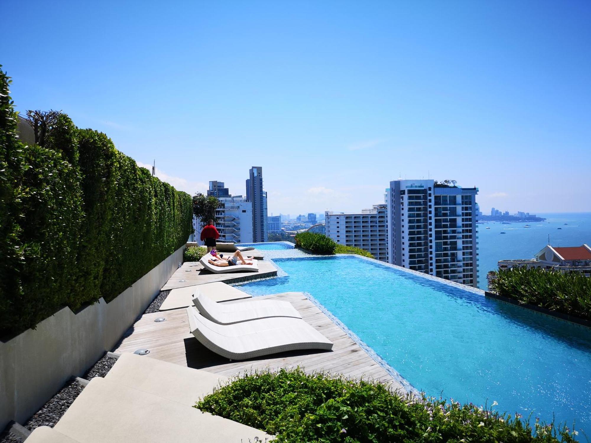 Apartment Wong Amat Luxury Condo--private Beach *
