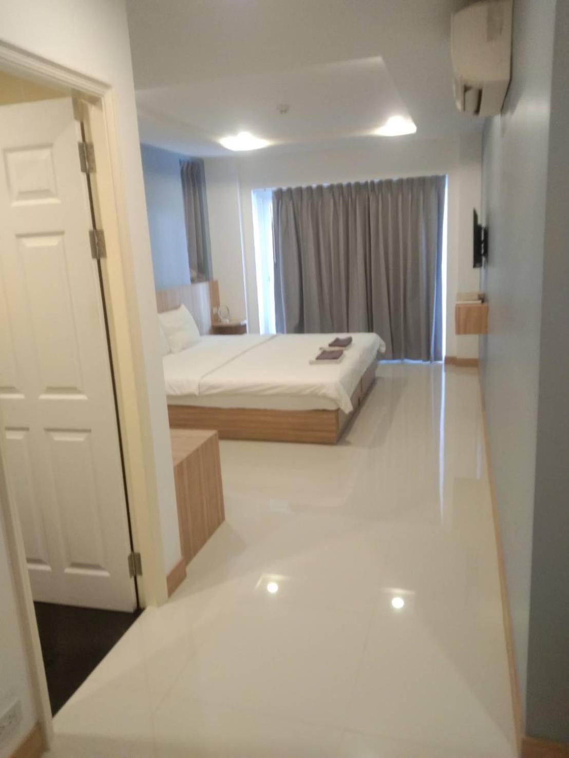 Apartment New Circle Phratamnak