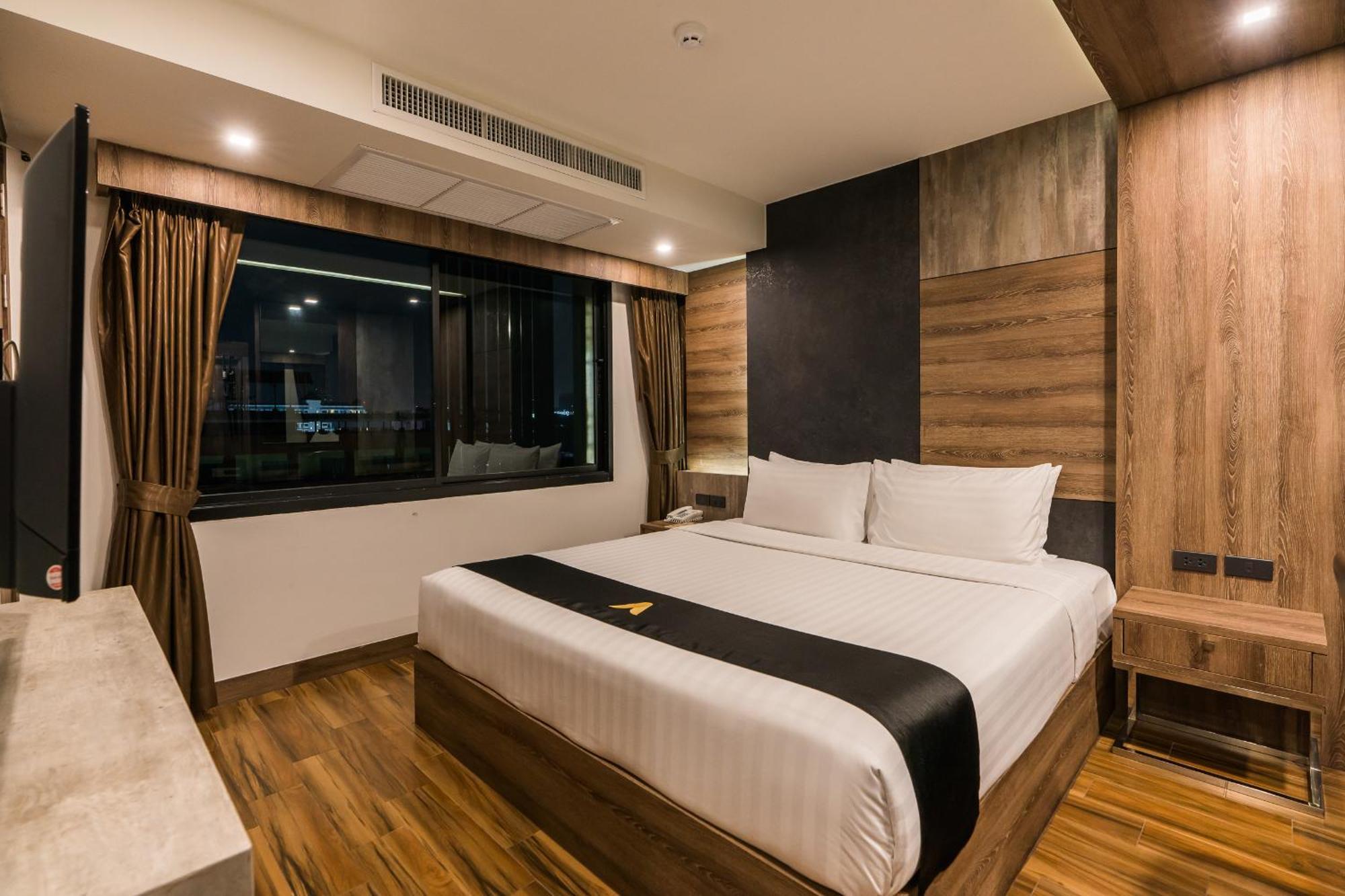 Acqua Hotel 4*