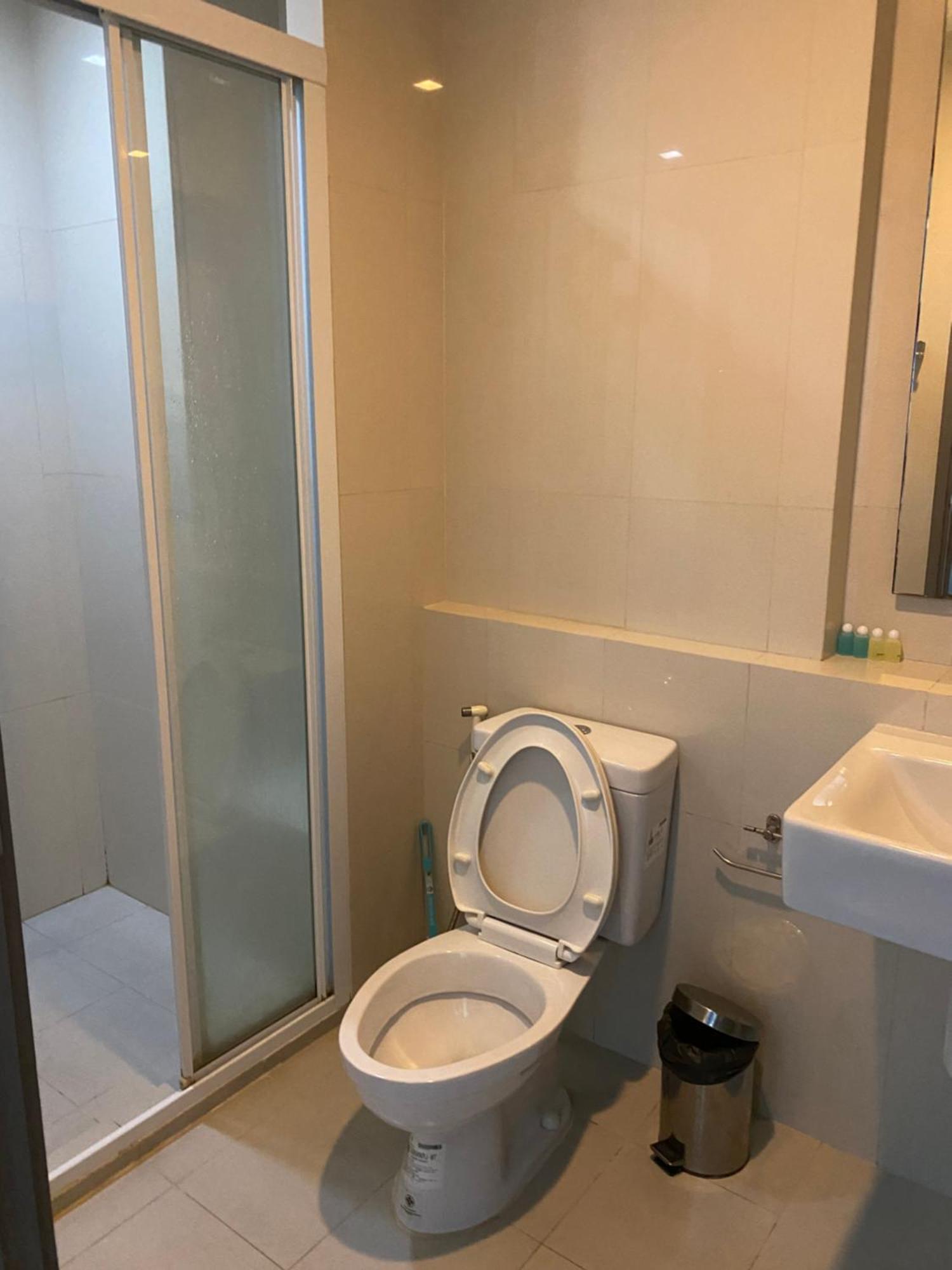 Apartment The Base Pattaya: Beachfront Near Shopping Pattaya
