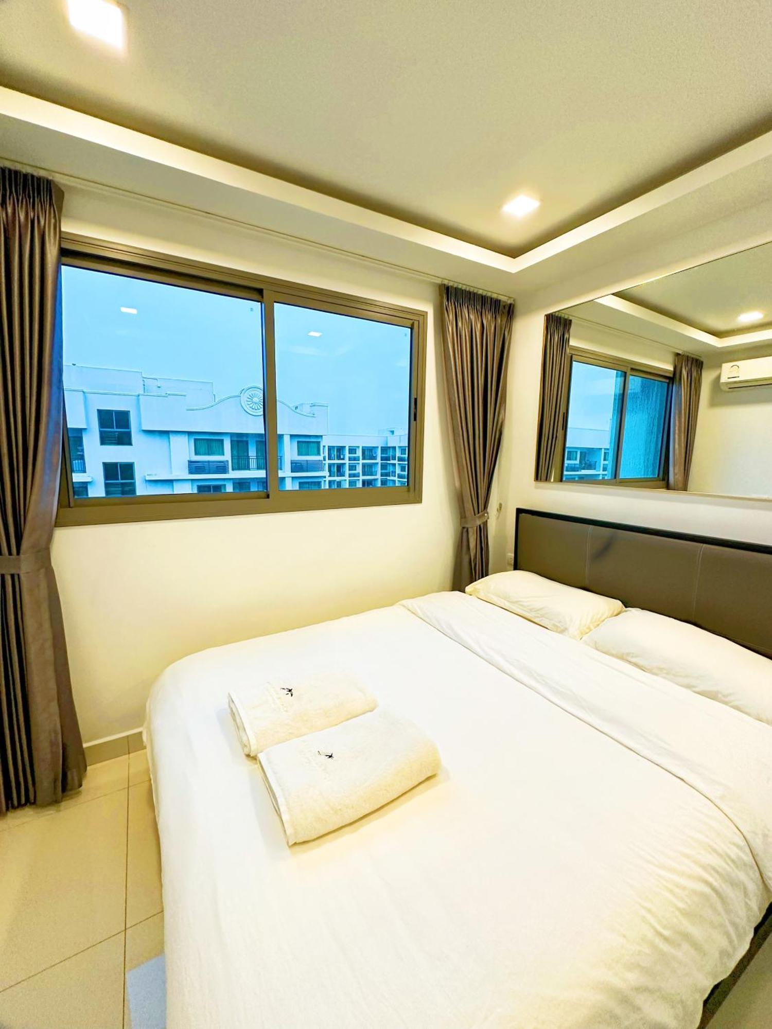 Arcadia Beach Continental Pool View Apartamento