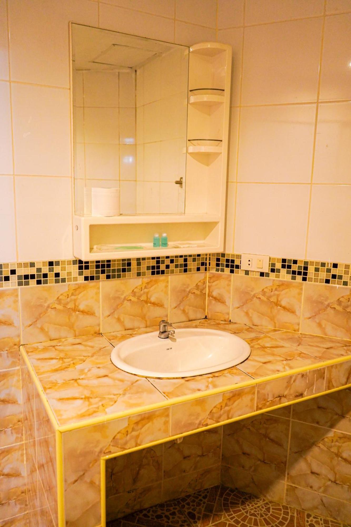 Marine Paradise Encore 3* Pattaya