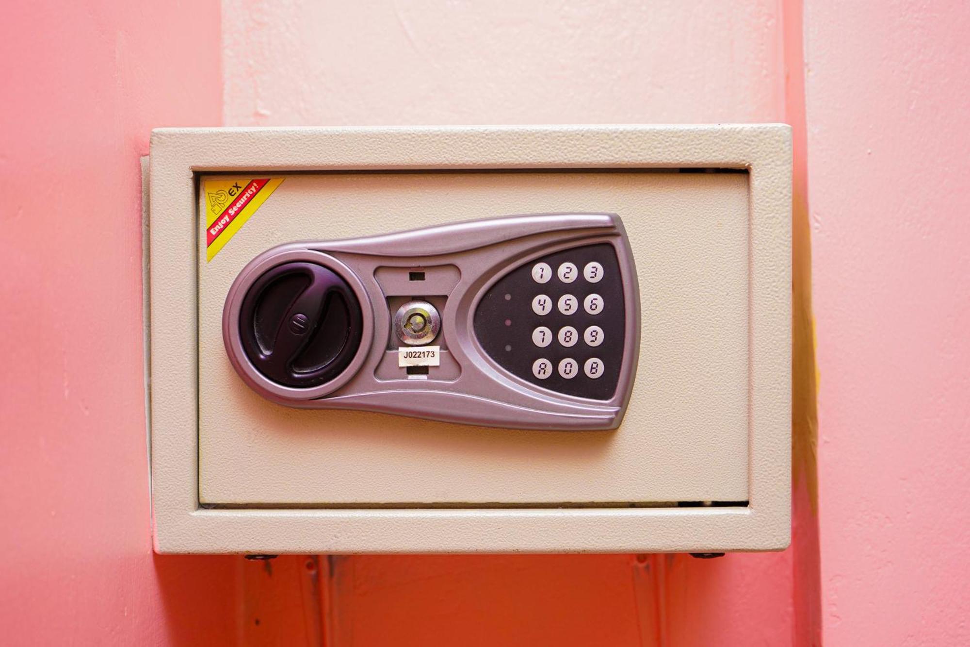 Marine Paradise Encore