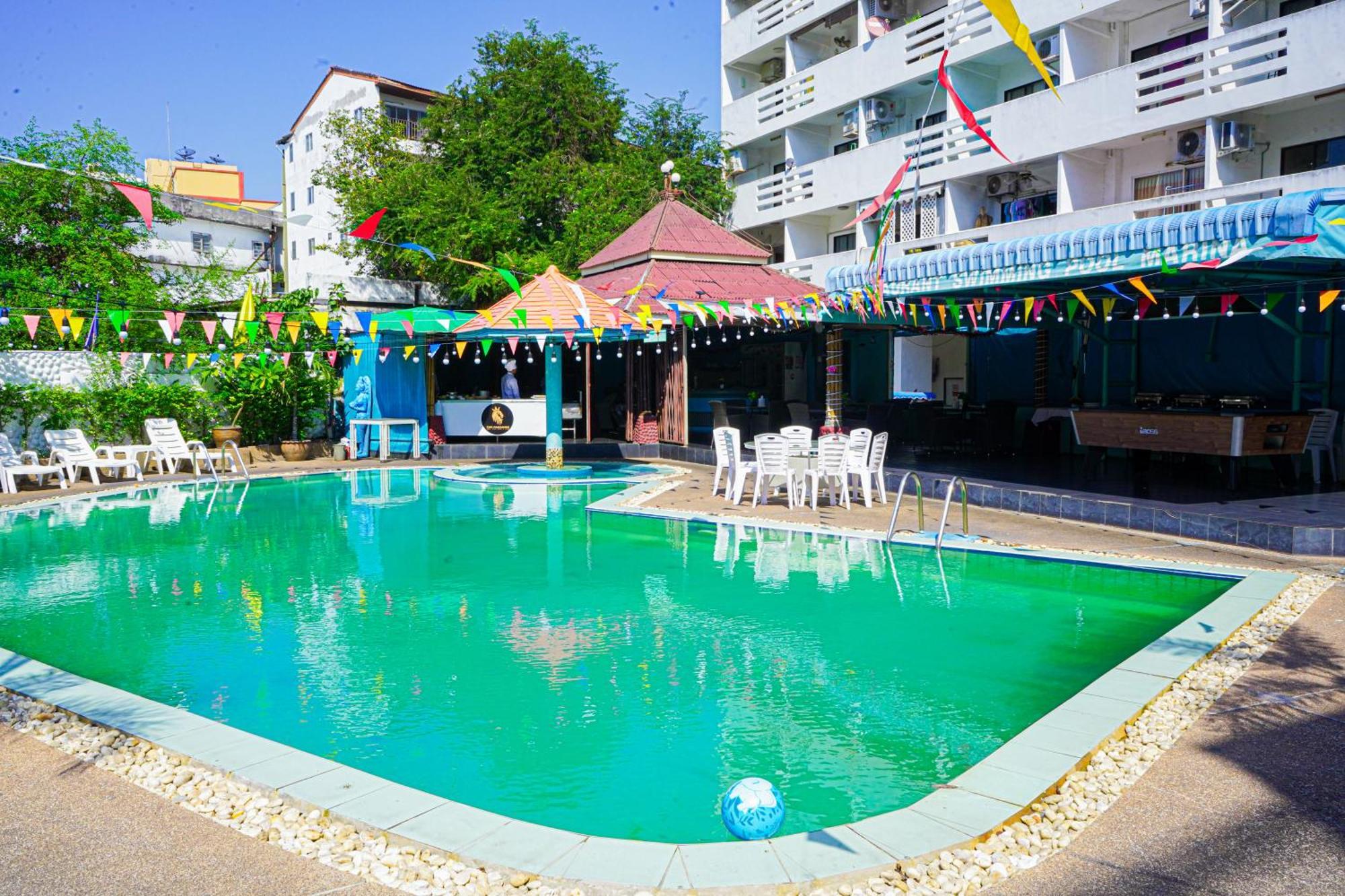 Aparthotel Marine Paradise Encore Pattaya