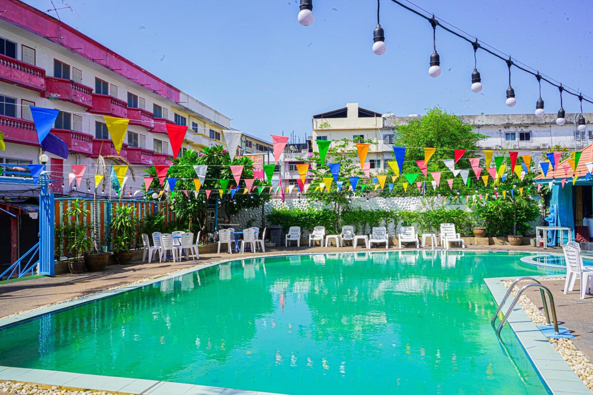 Marine Paradise Encore Aparthotel Pattaya