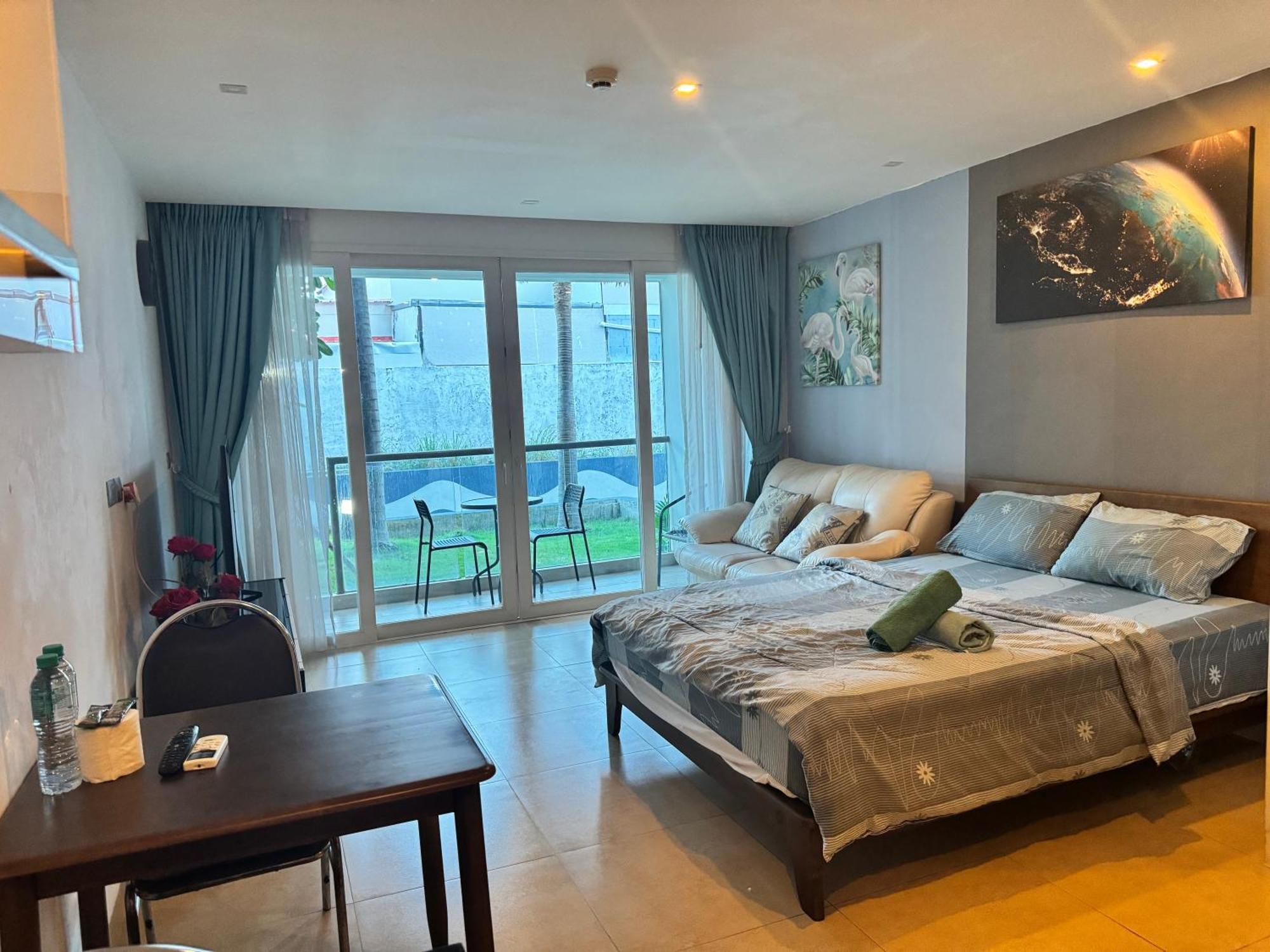 Centara Avenue Residences 1 Bedroom Center Highspeed Wifi Apartment *