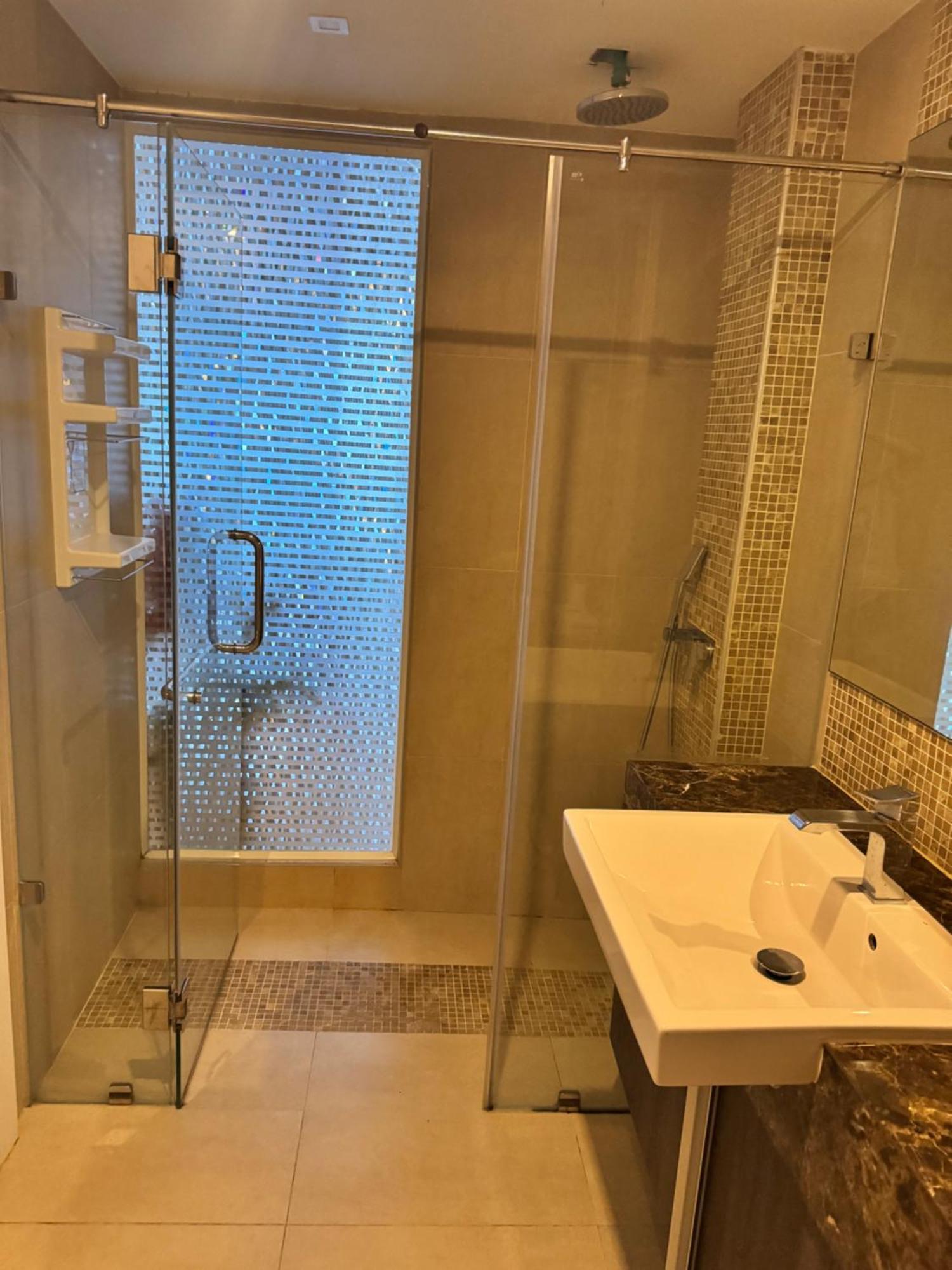 Centara Avenue Residences 1 Bedroom Center Highspeed Wifi Apartment