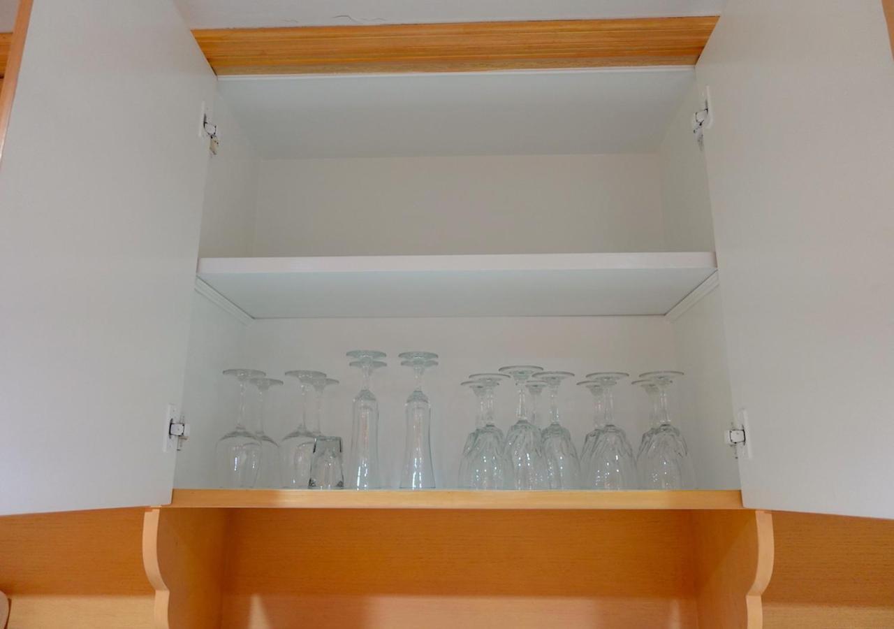 Spacious Seaview 3br Apartment:direct Access *