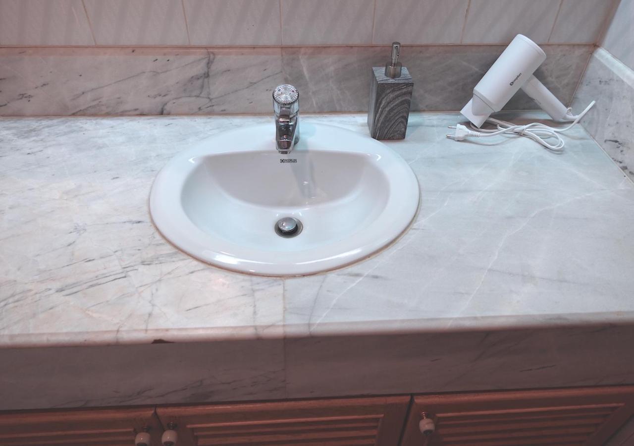 Apartment Spacious Seaview 3br Apartment:direct Access