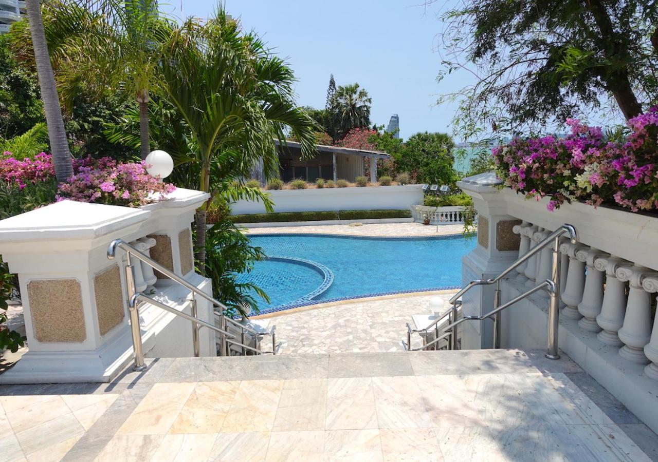 Spacious Seaview 3br Apartment:direct Access Apartment *