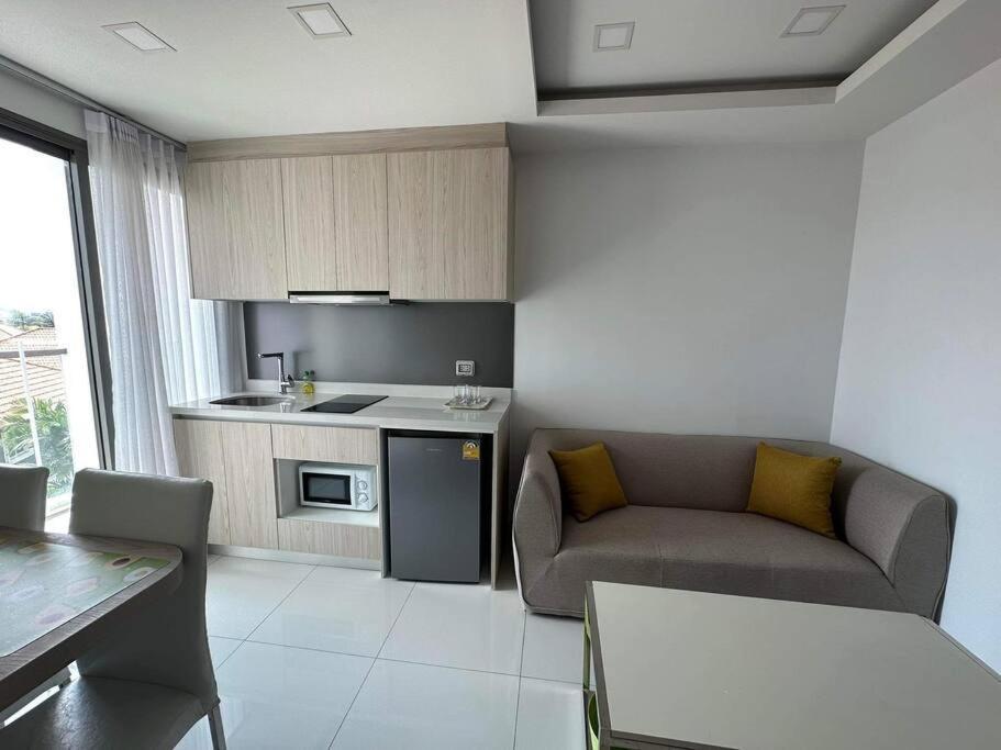 芭提雅市区阿卡迪亚泳池民宿arcadia Near Walking Street Apartment *