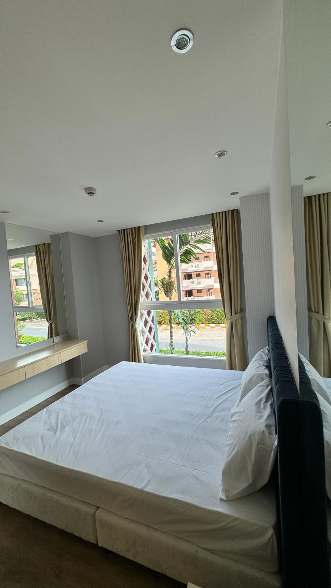 Grande Caribbean Pattya Buildinga First Floor Pattaya