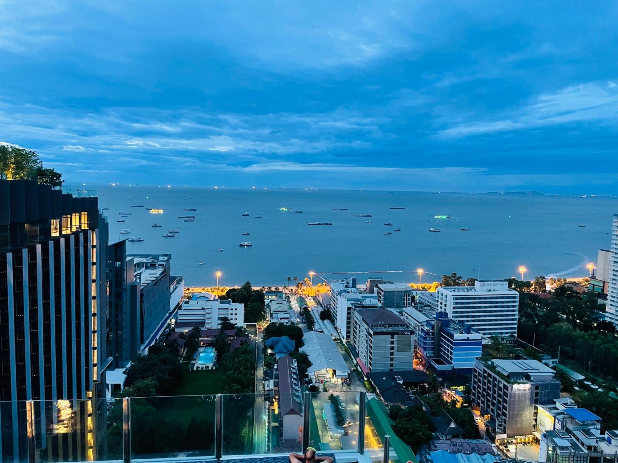 The Base 263 By Numam Pattaya