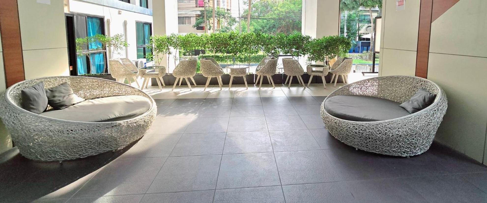 Apartment Tropical Garden A Pattaya