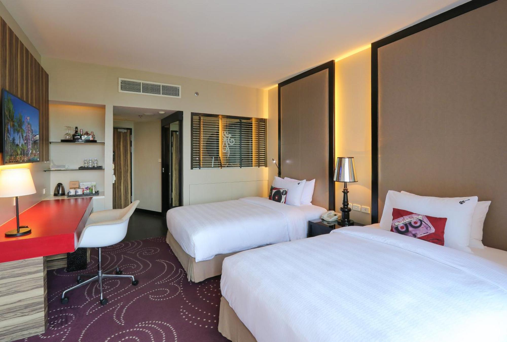 Hard Rock (adults Only) Pattaya