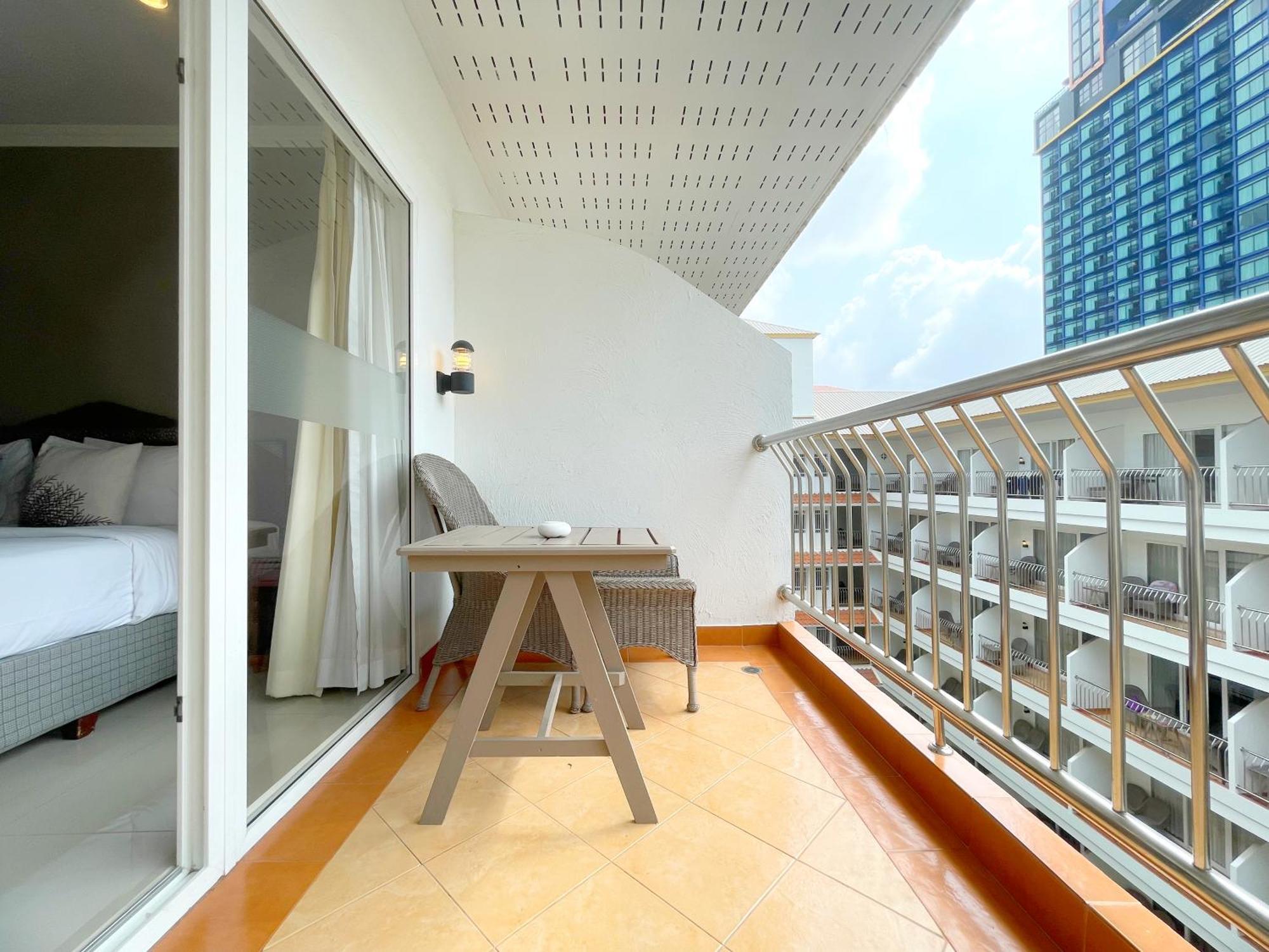 Sabai Sabana Hotel 4*