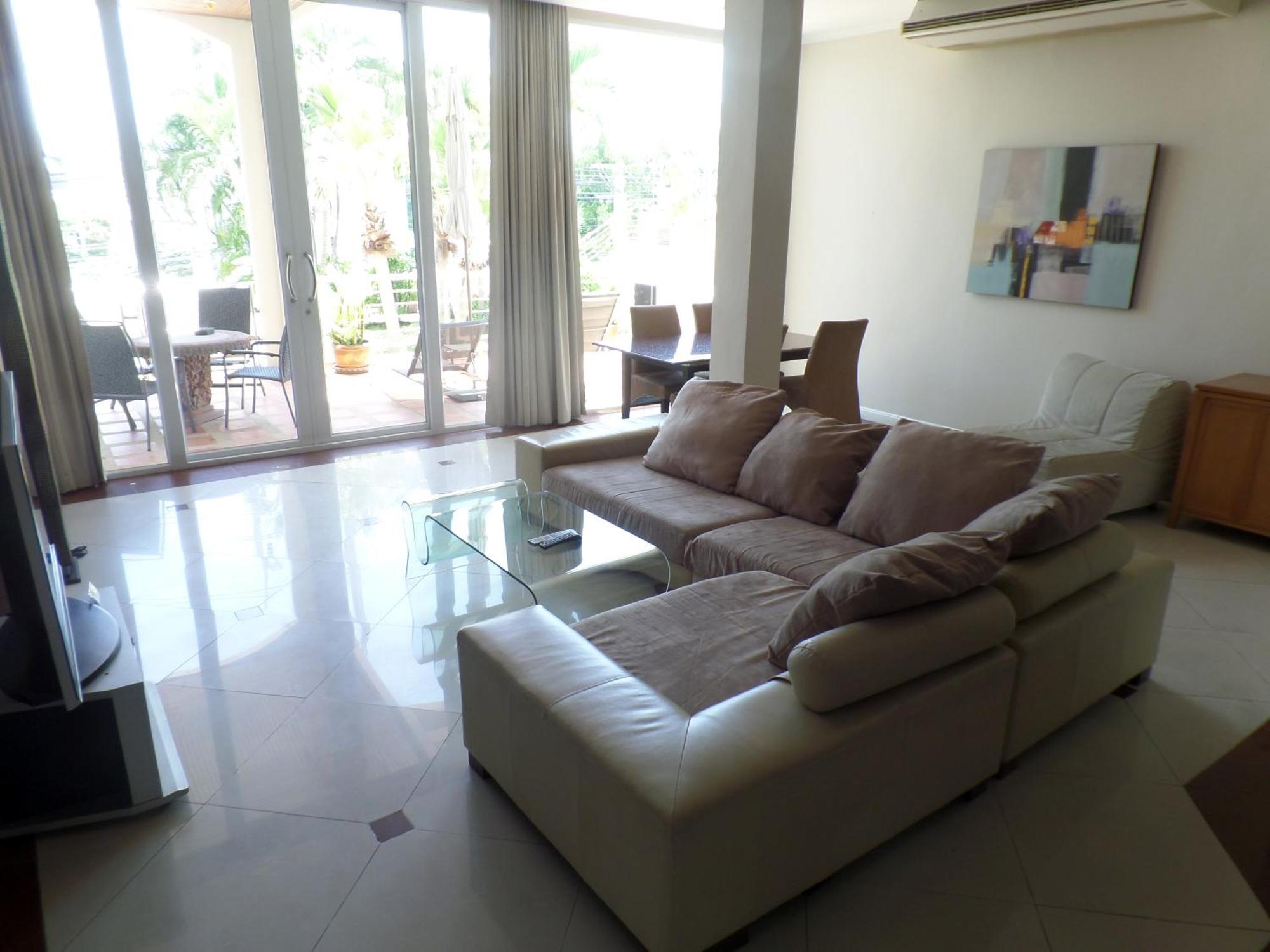 Aparthotel Westbury Pattaya