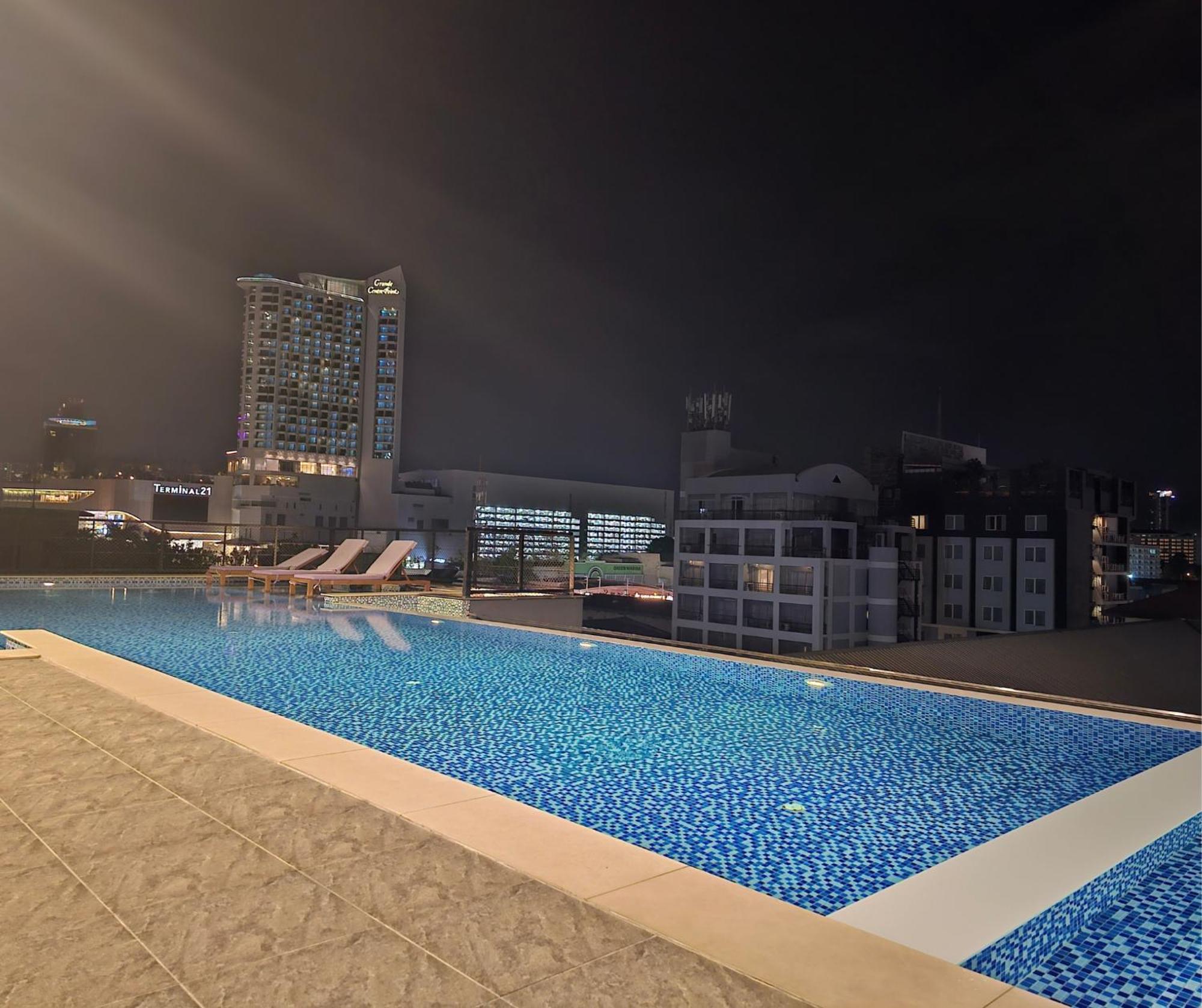 Hotel Xq 4*