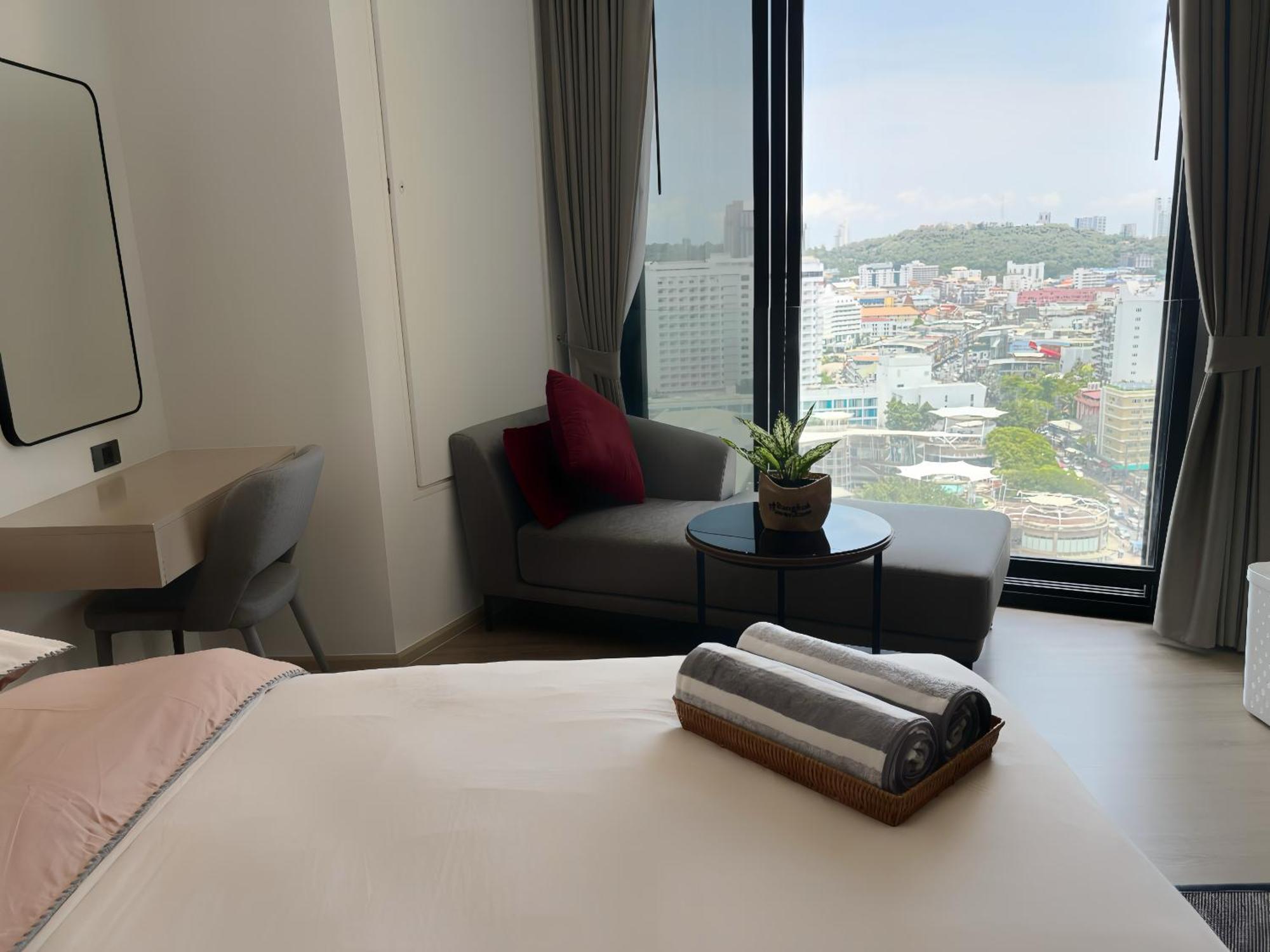Edge Central 豪华公寓 * Pattaya