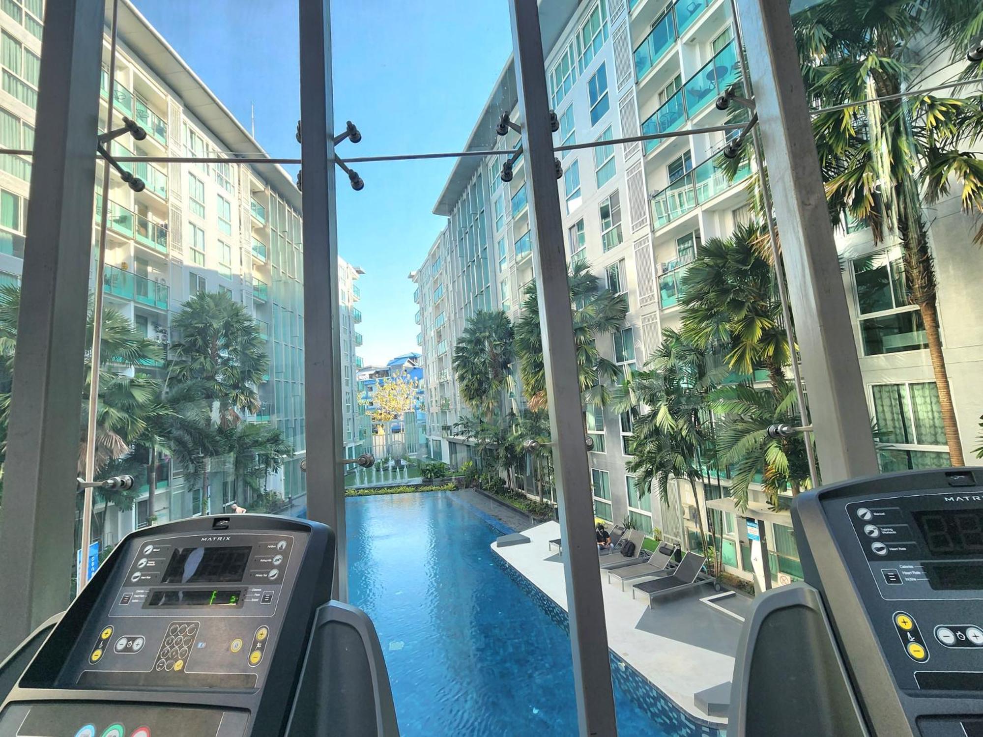 Apartment Center Ccr