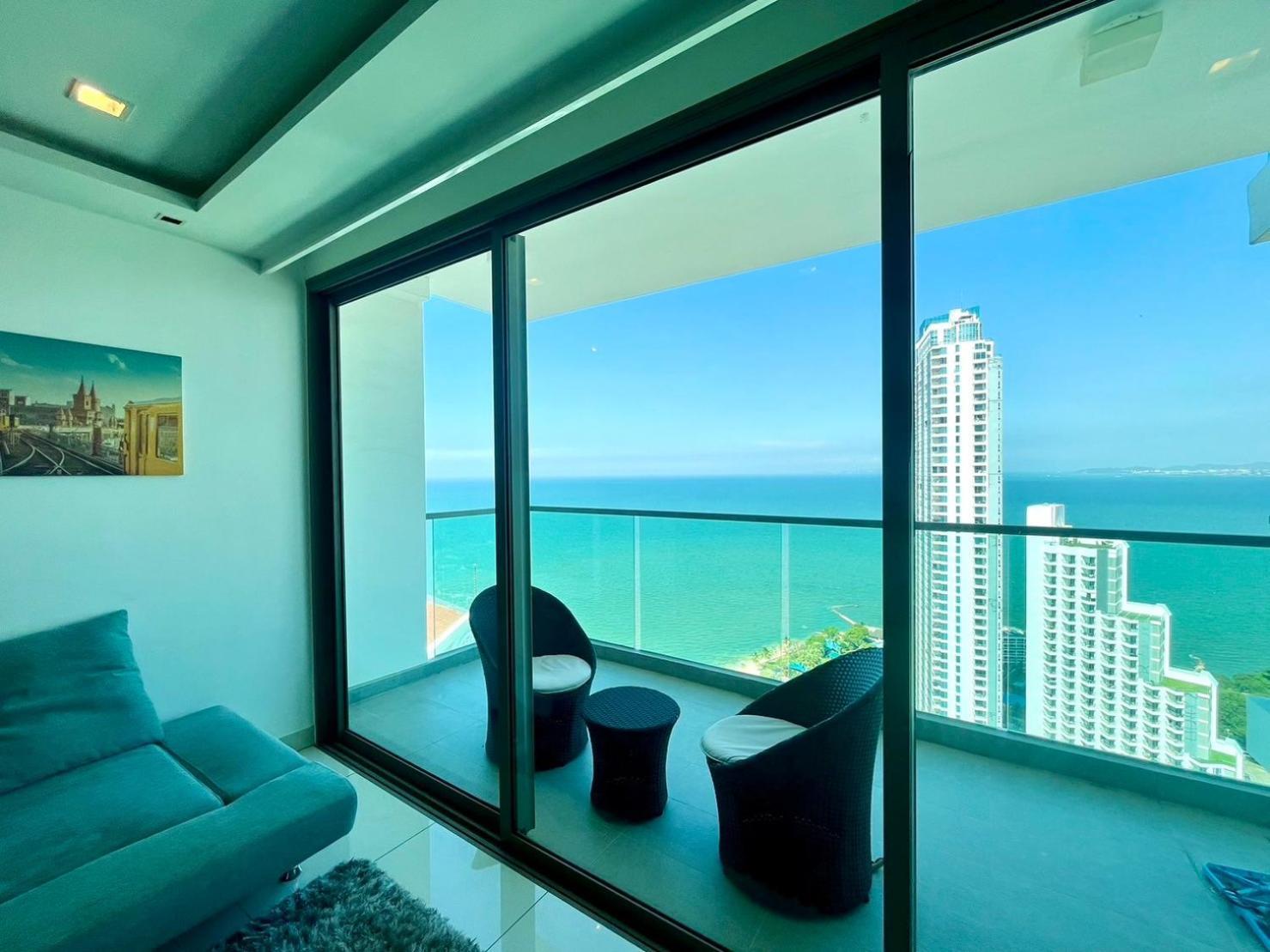 Apartment W Tower By Fantasea