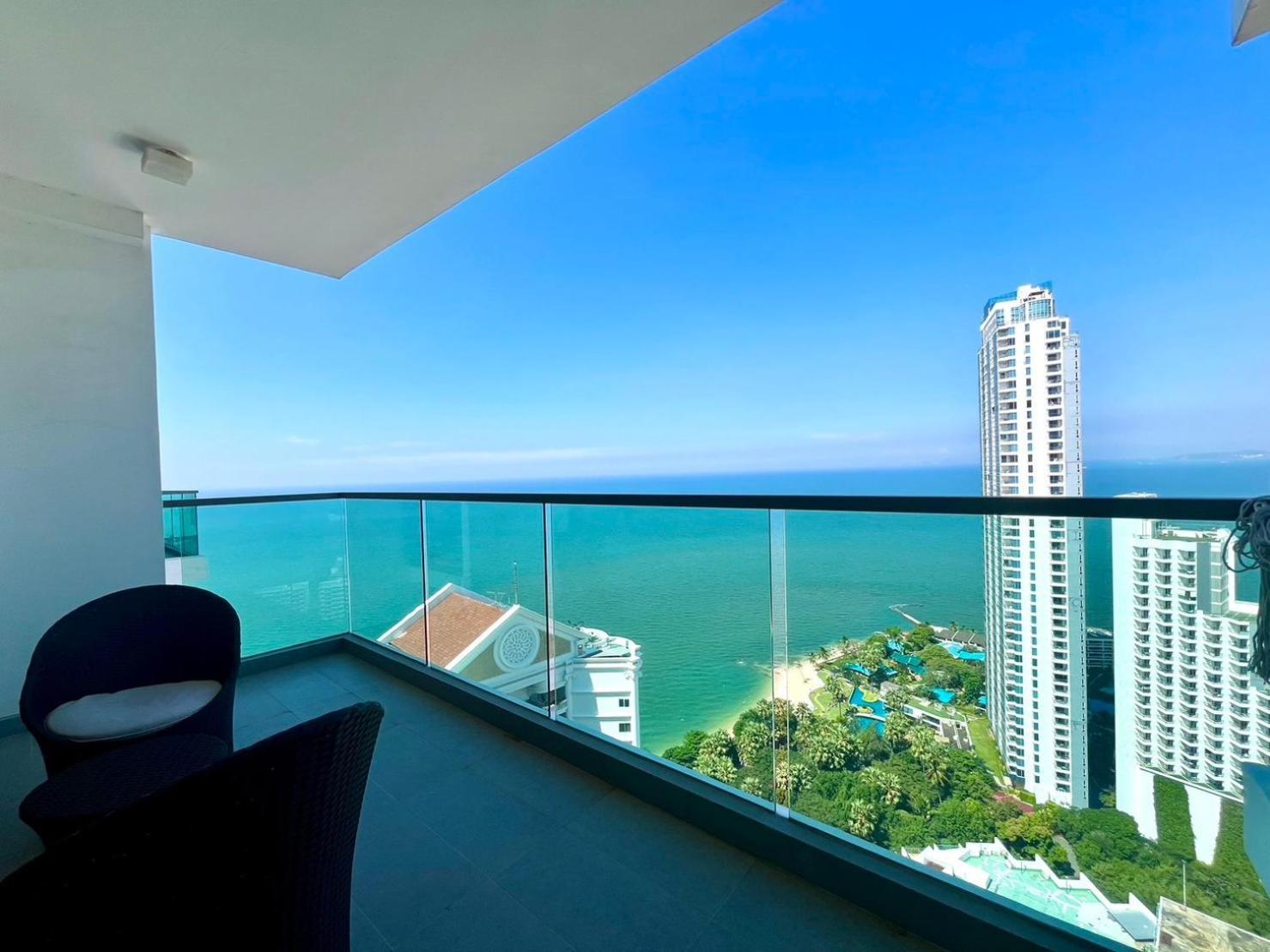 W Tower By Fantasea Apartment Pattaya