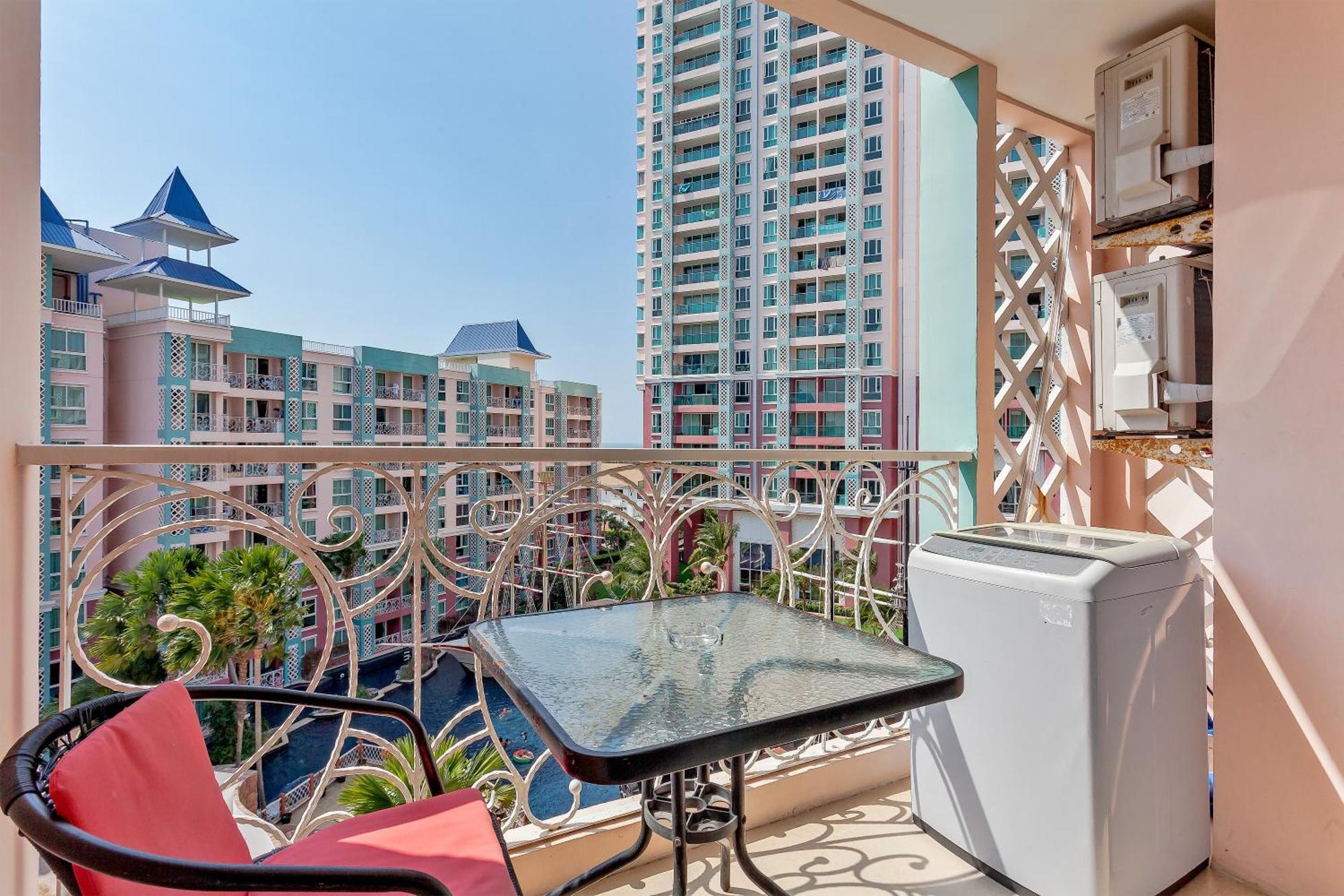 Grande Carribean L Family L L Luxury Views & Comfort