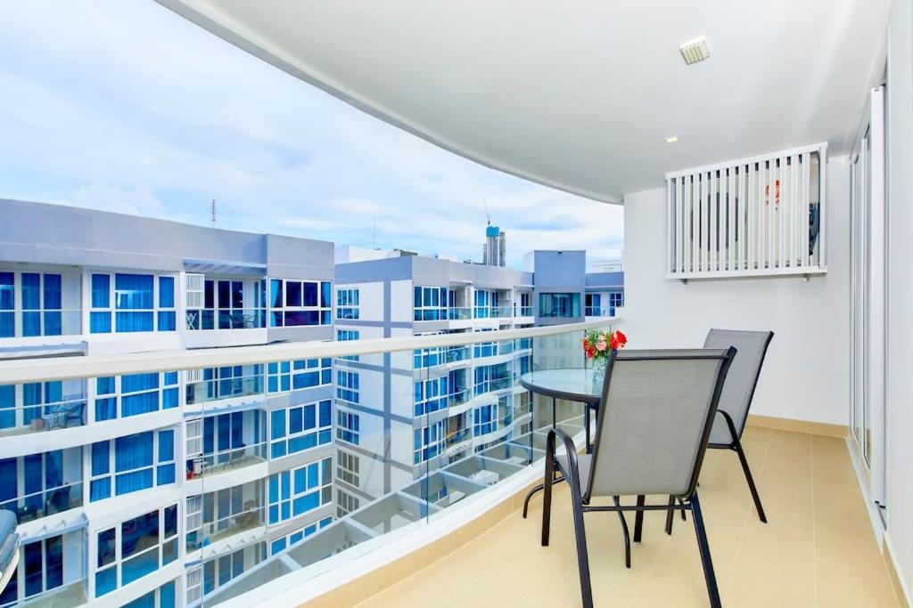 Grand Avenue By Tech Pattaya