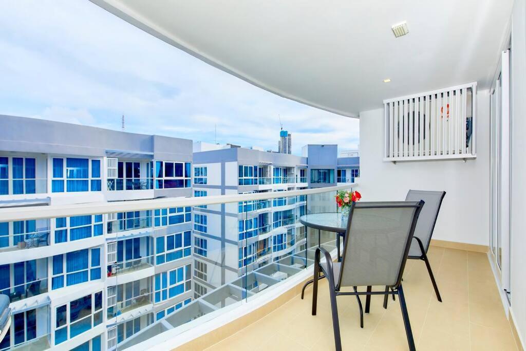 Grand Avenue By Tech * Pattaya