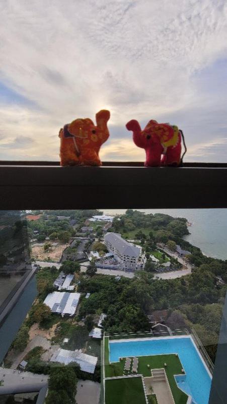 Apartment Andromeda By Feng Pattaya