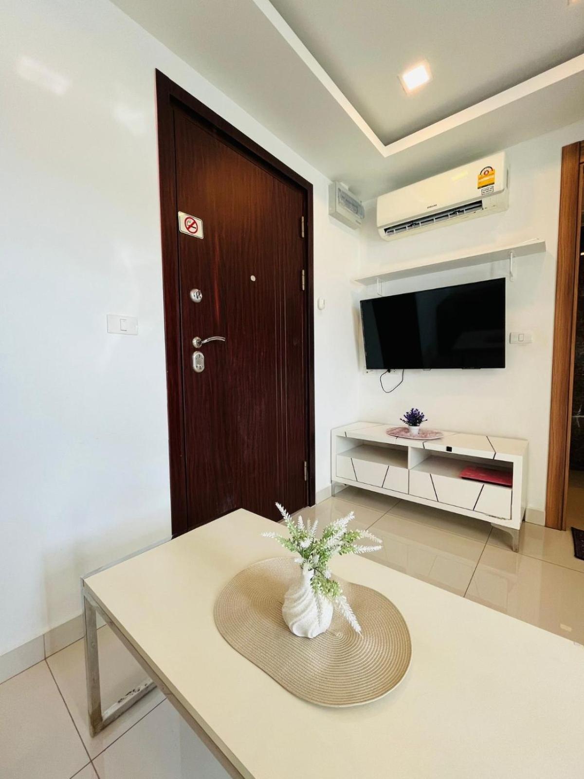 Arcadia Con Apartment