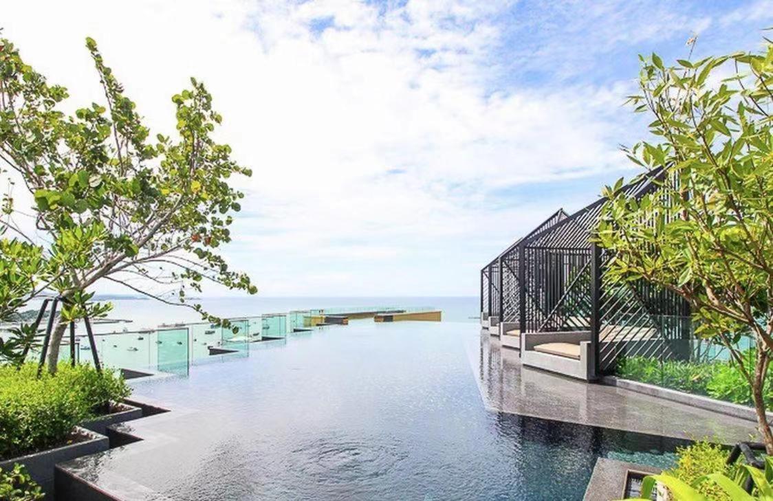 Apartment Edge芭提雅豪华公寓 单卧室套房 海滩商场步行几分钟 Pattaya