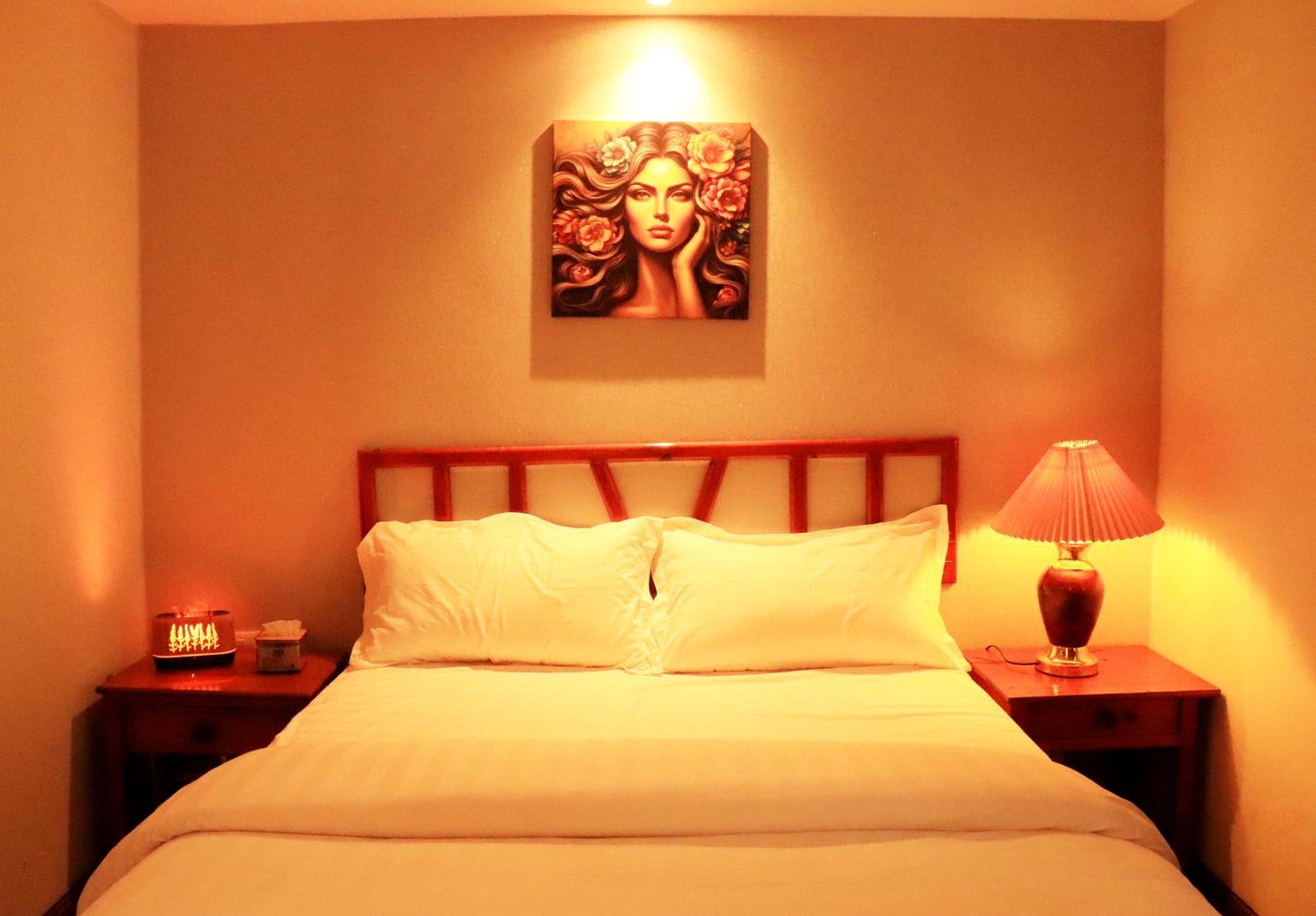 Cita Hotel, *