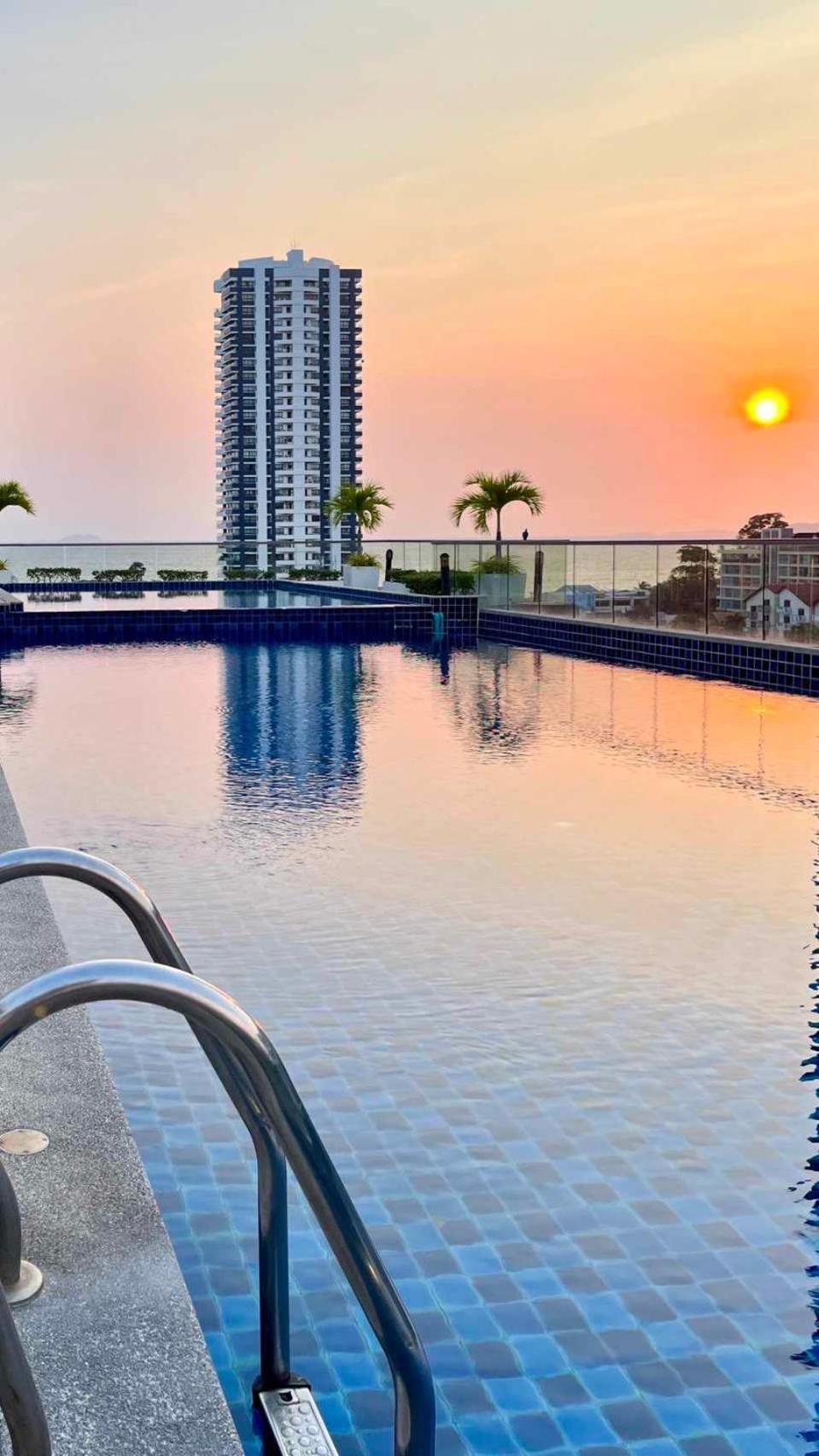 Laguna Bay 2 By Sunny Apartment