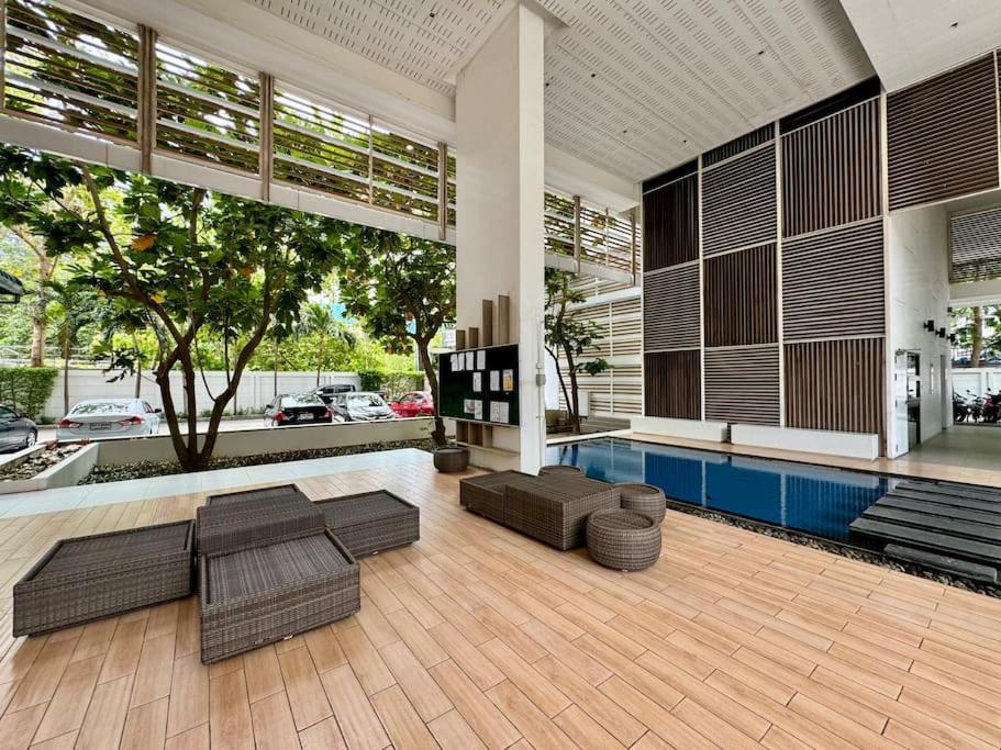 Apartment Treetops By Psr Pattaya