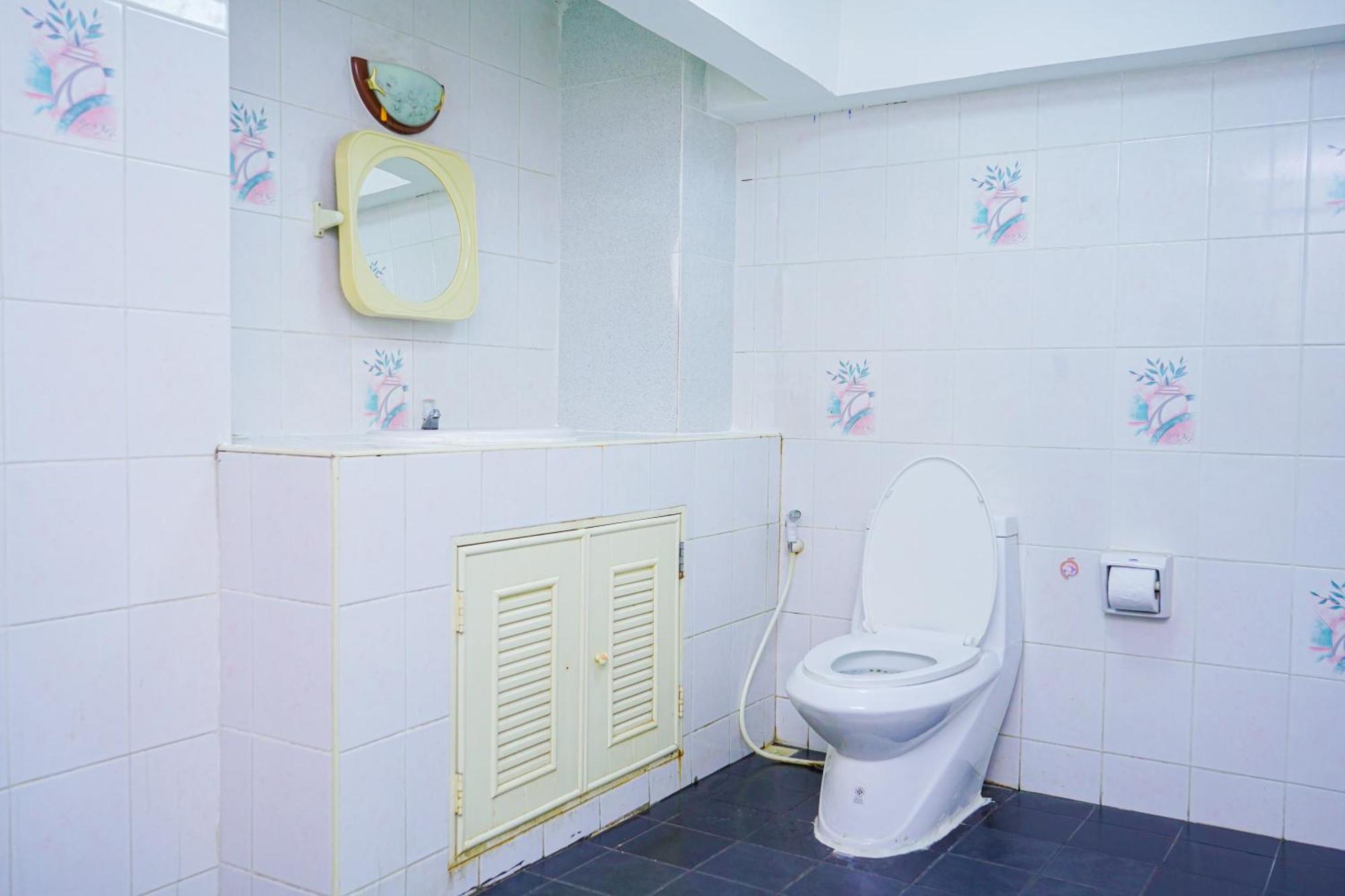 Encore Sea View Hotel