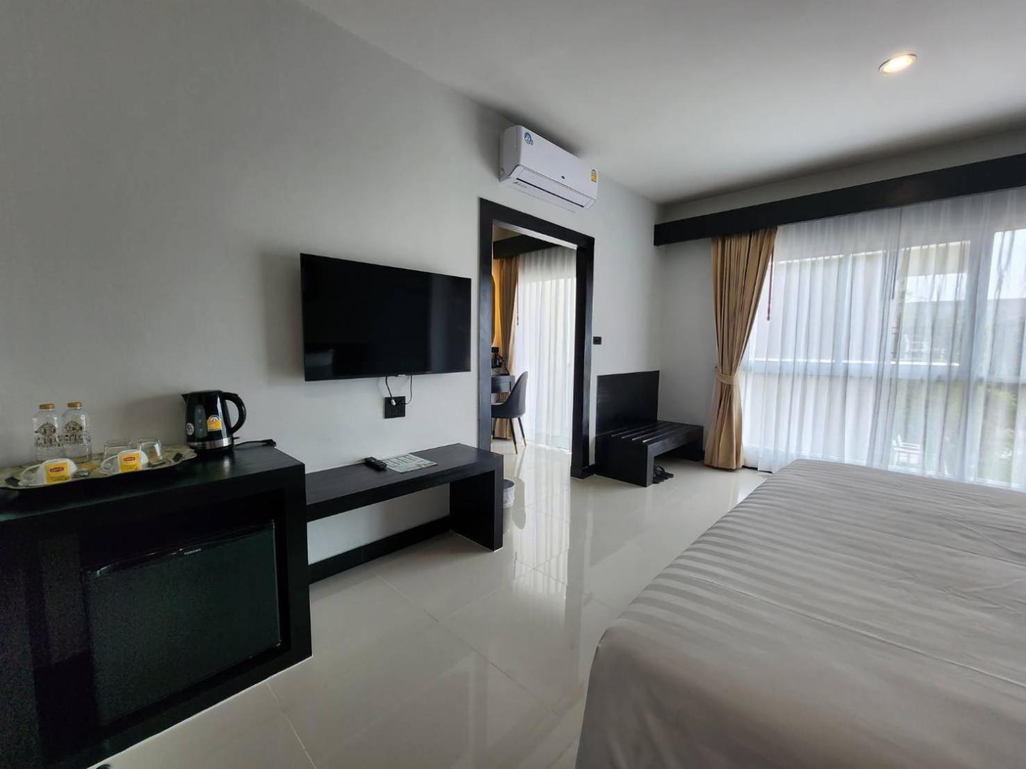 Hotel Lhc And Pattaya