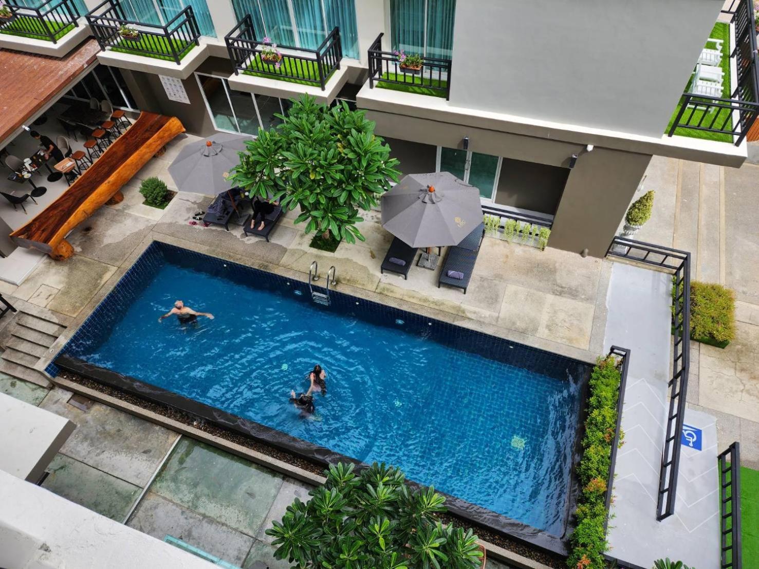 Hotel Lhc And Pattaya