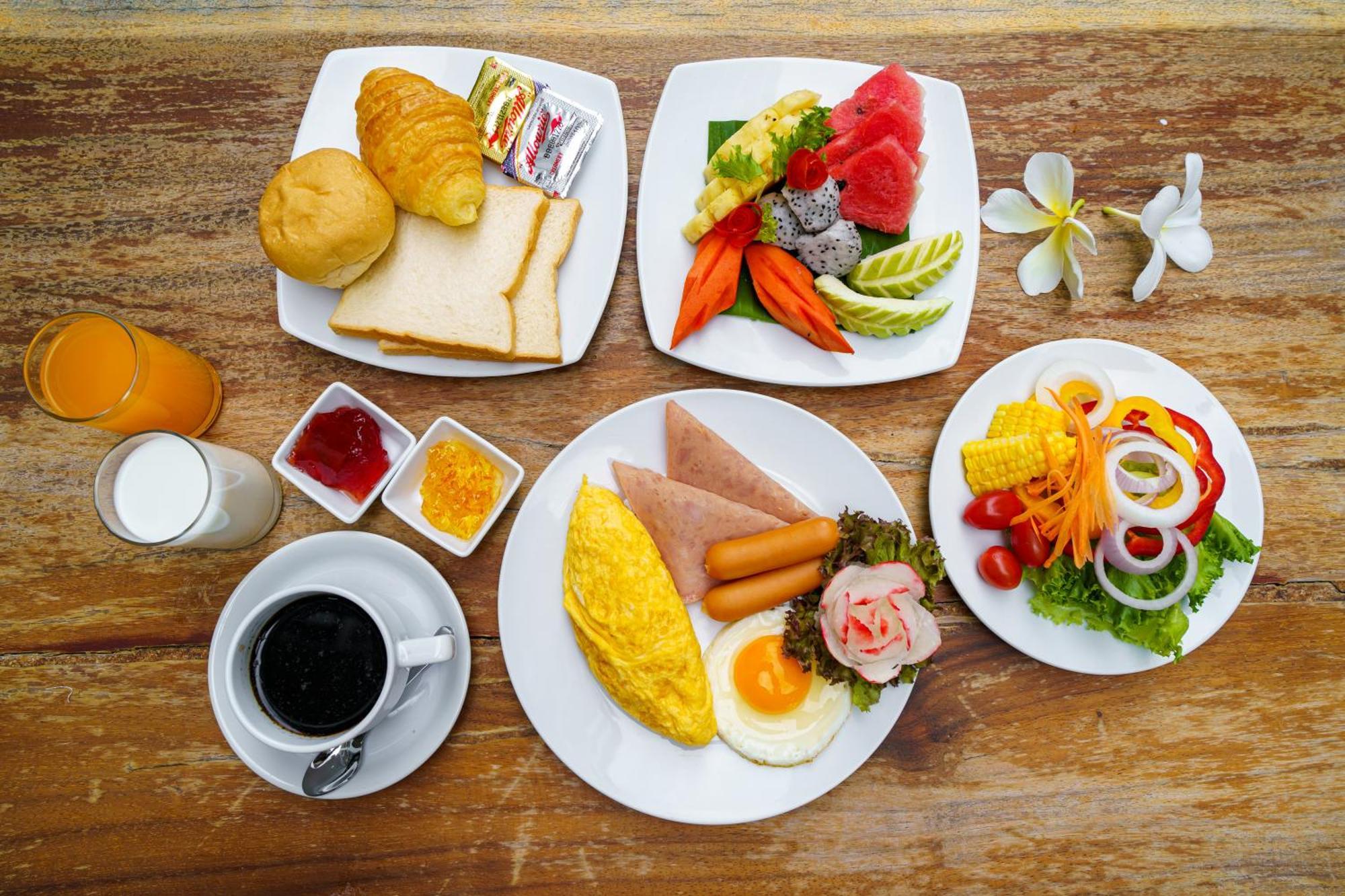 Lhc And Hotel Pattaya