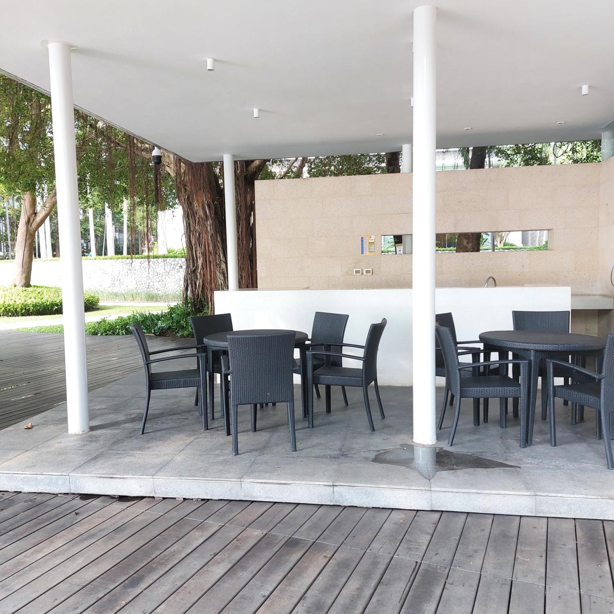 Apartment Sea View In Pattaya